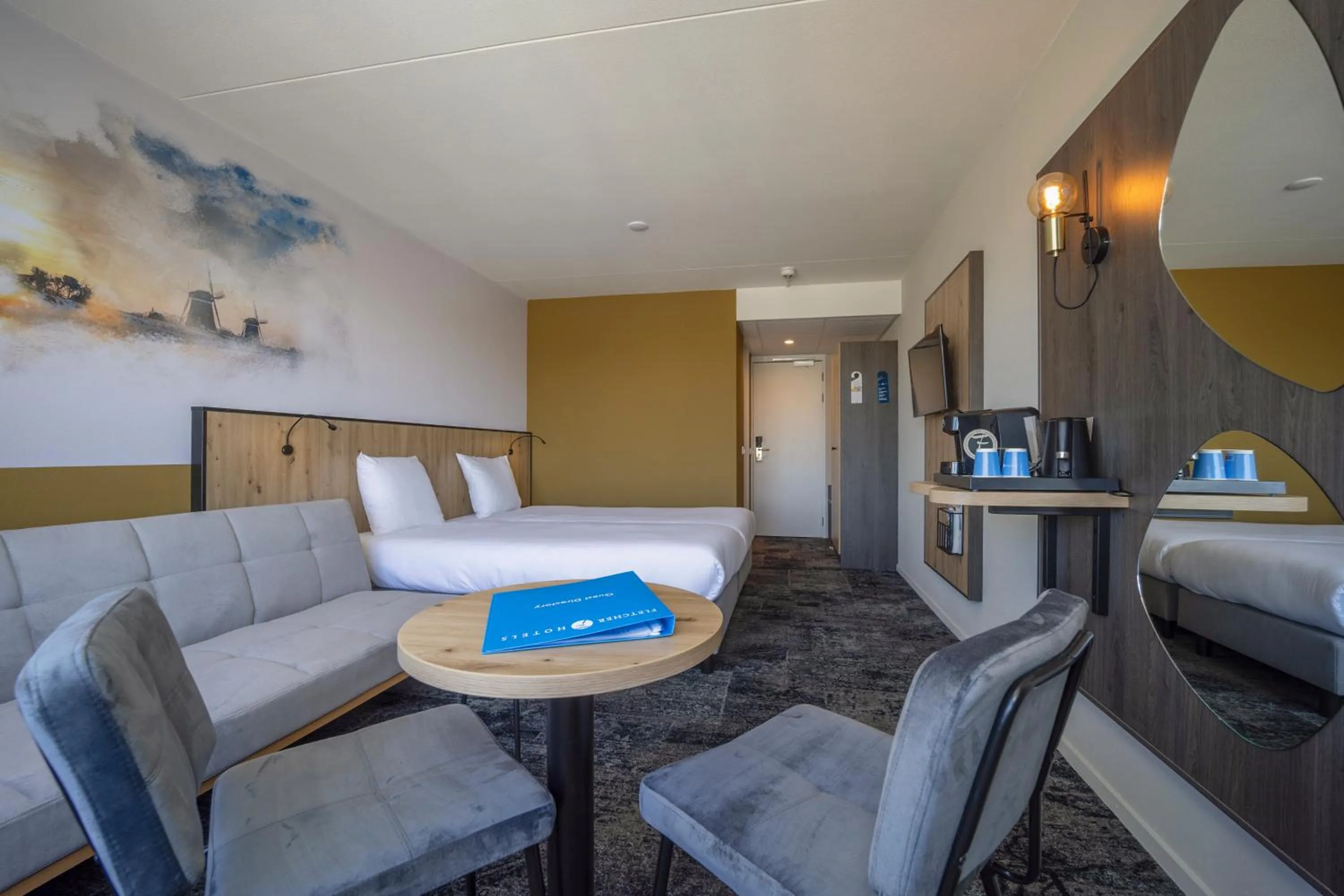 Photo of the whole room in Fletcher Hotel-Restaurant Leidschendam – Den Haag