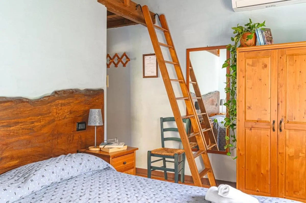 Bed in Agriturismo Pian di Fiume