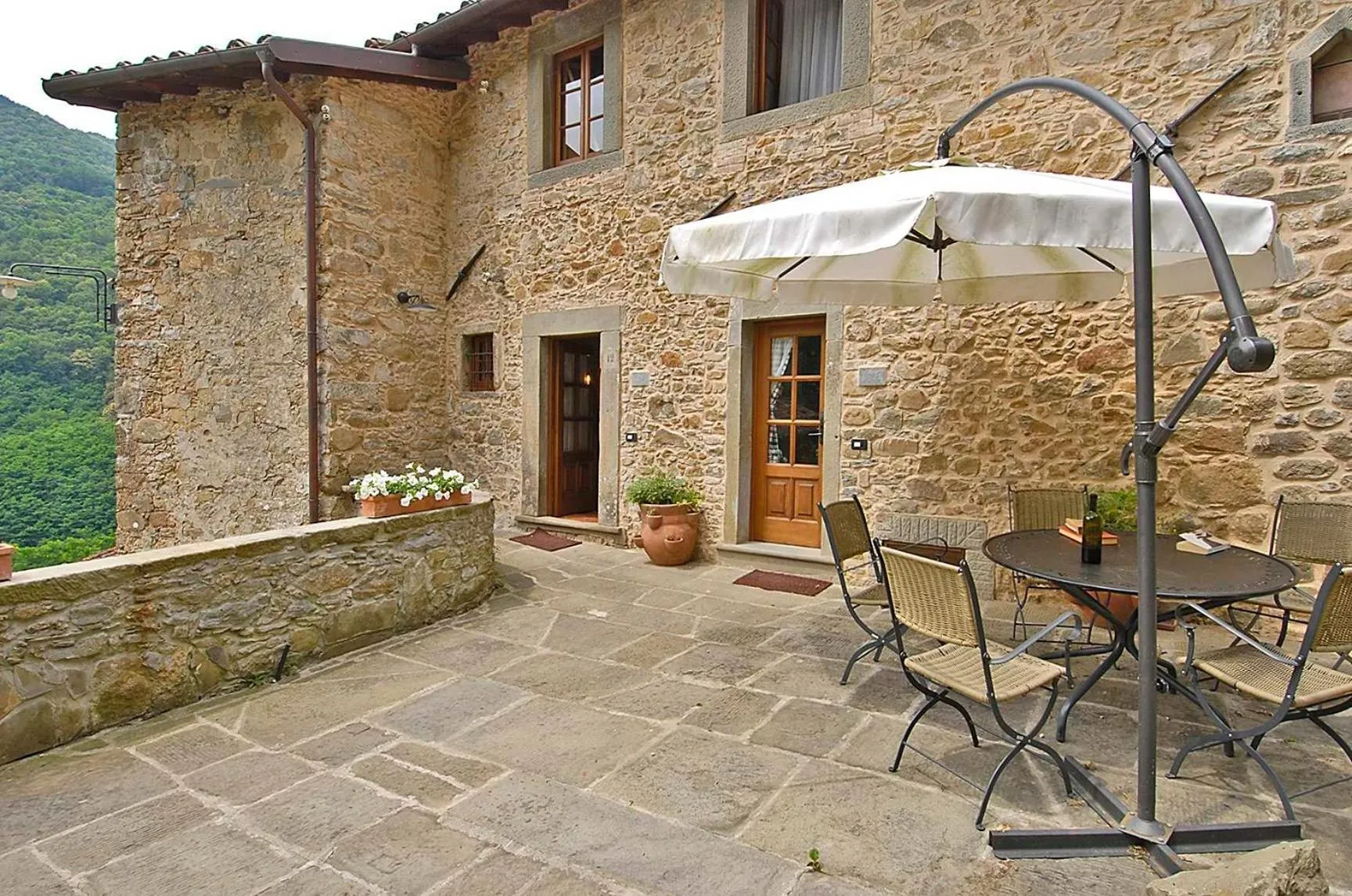 Facade/entrance in Agriturismo Pian di Fiume