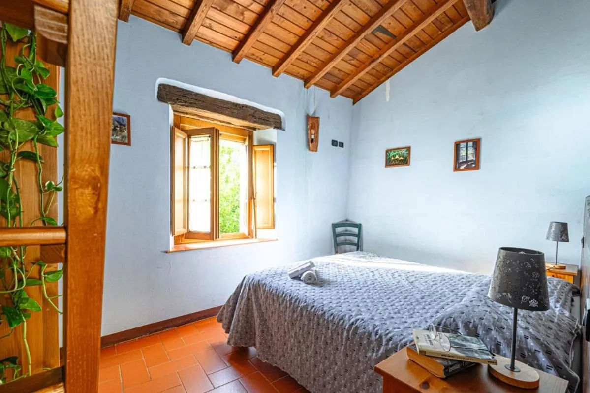 Bed in Agriturismo Pian di Fiume