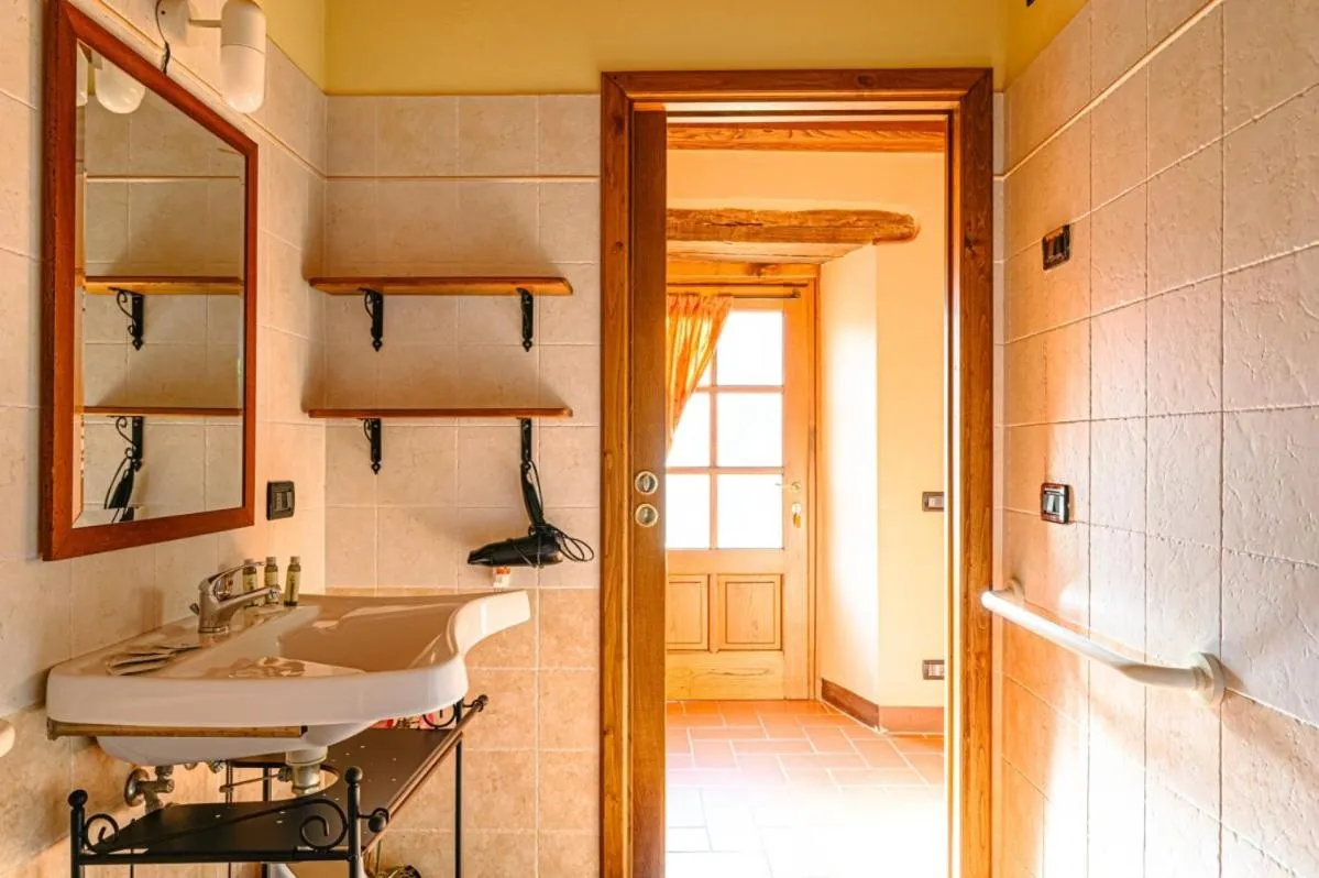 Toilet in Agriturismo Pian di Fiume