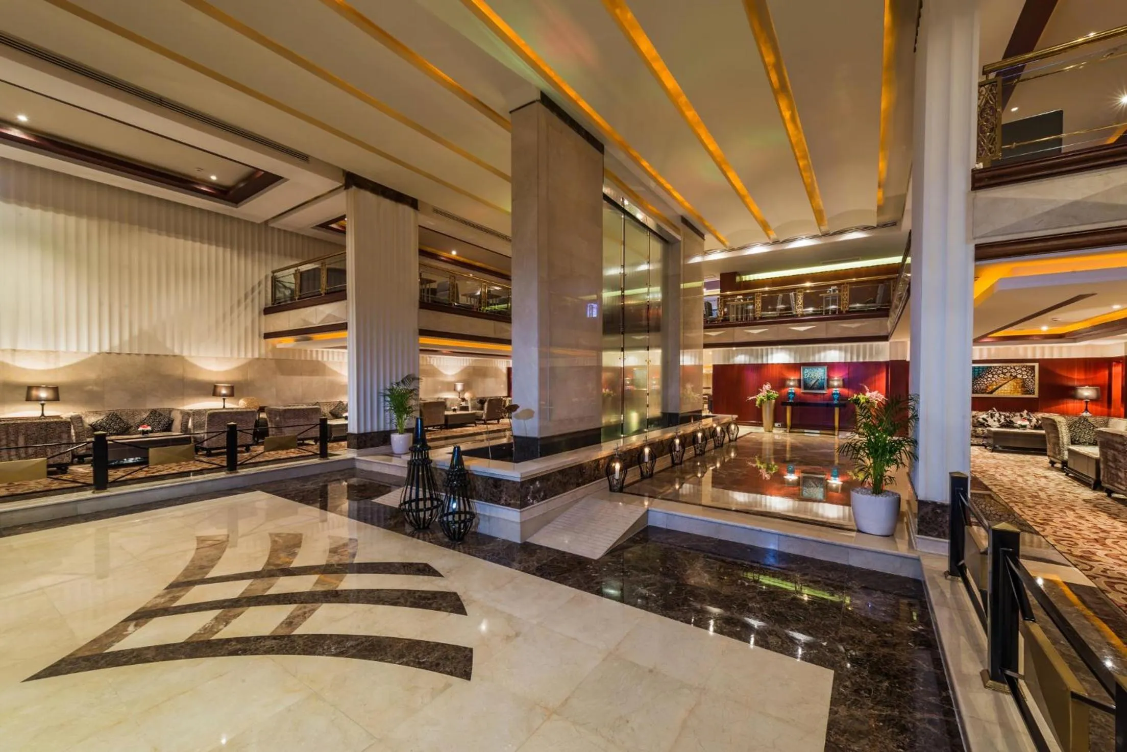 Lobby or reception in Boudl Al Shatea