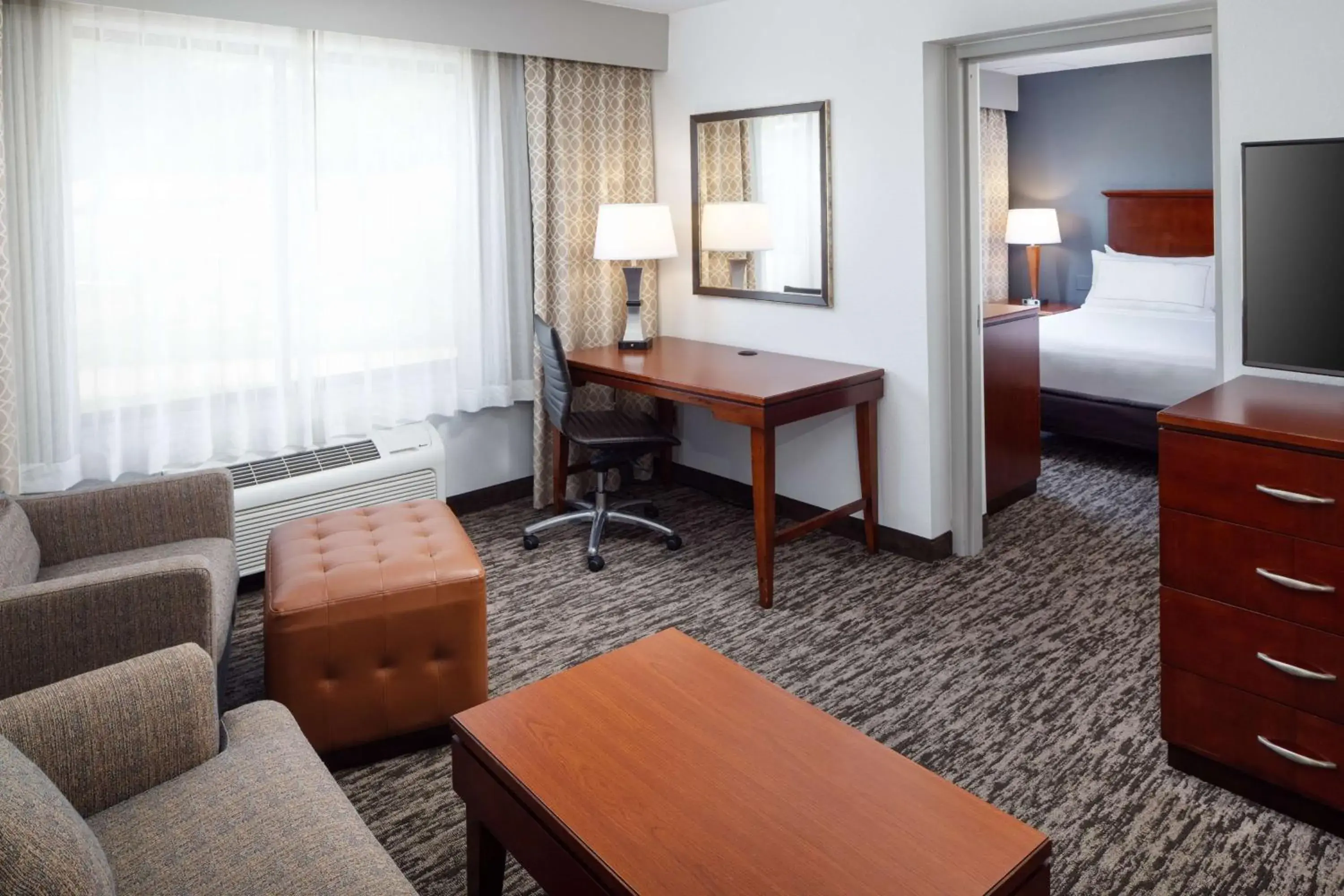 Living room in DoubleTree by Hilton Princeton Living room in DoubleTree by Hilton Princeton