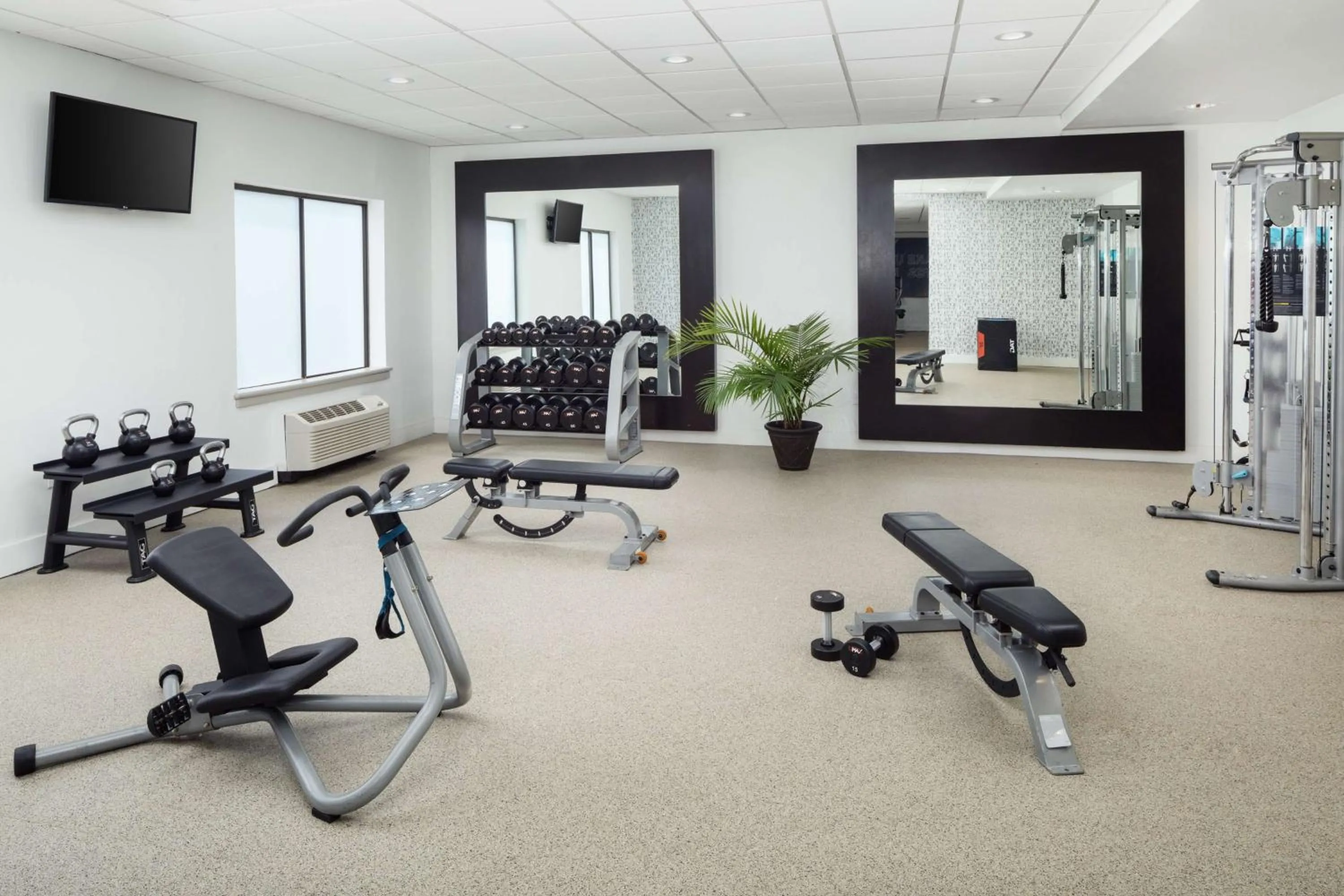 Fitness centre/facilities in DoubleTree by Hilton Princeton