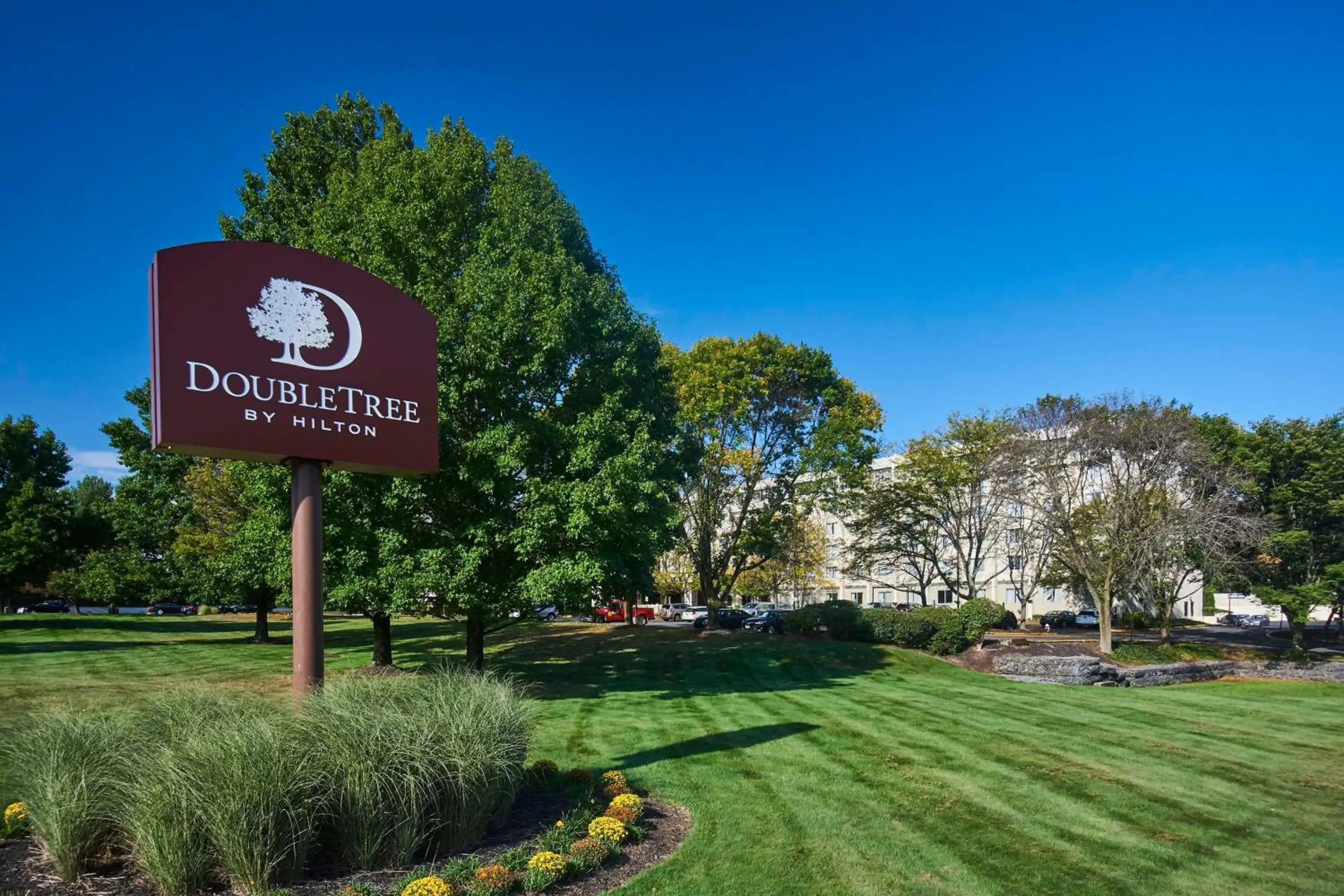 Property building in DoubleTree by Hilton Princeton Property building in DoubleTree by Hilton Princeton