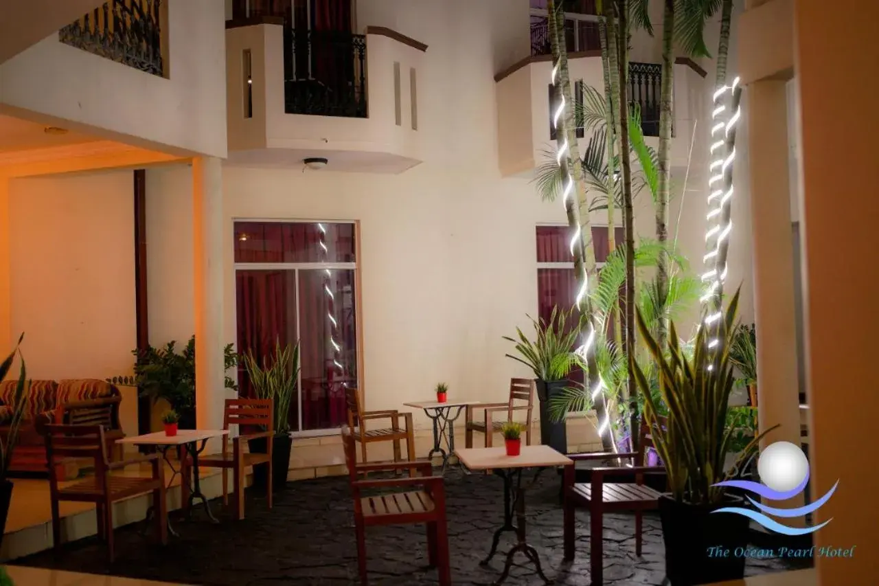 Property building in The Ocean Pearl Hotel Negombo Property building in The Ocean Pearl Hotel Negombo