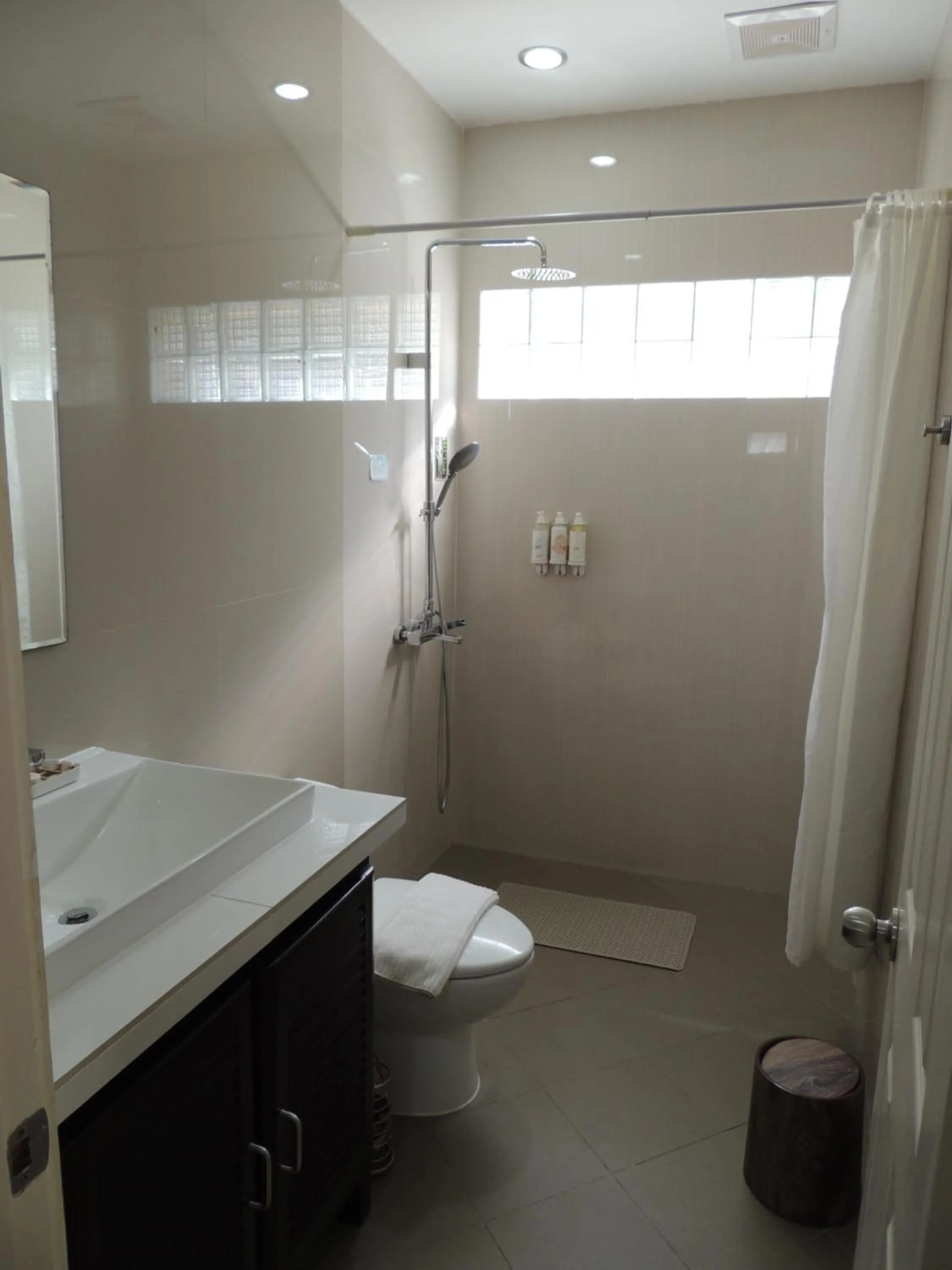 Shower in AJ's Place Beach Resort