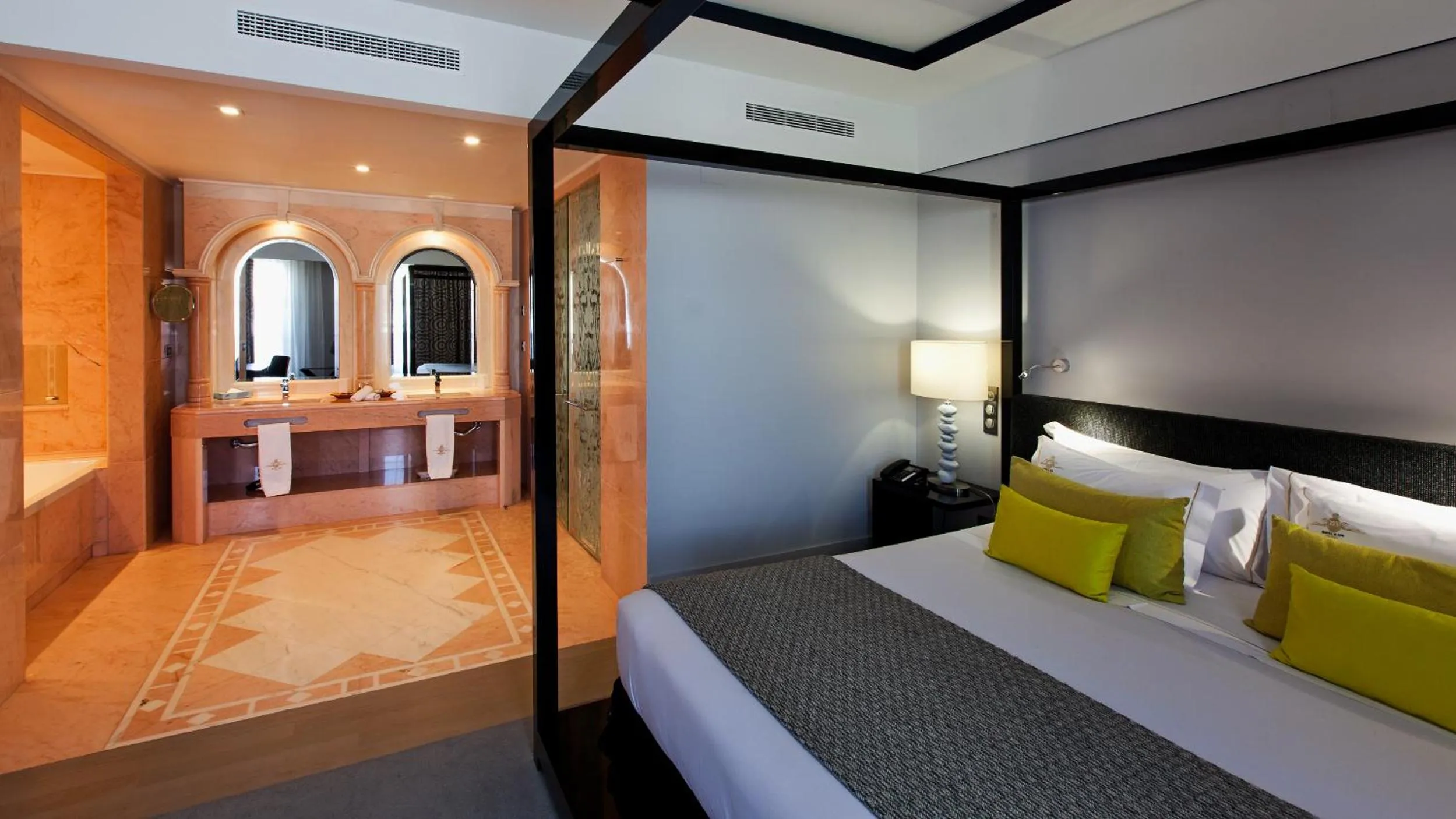 Bed in Alentejo Marmòris Hotel & Spa