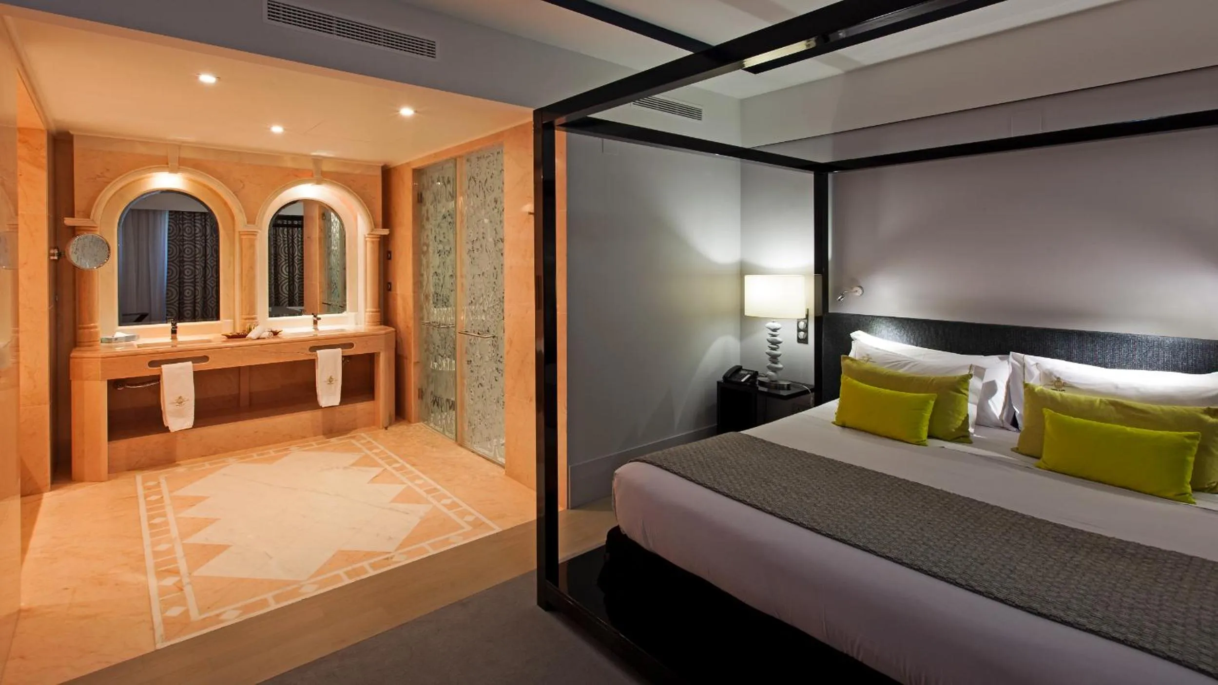 Bed in Alentejo Marmòris Hotel & Spa