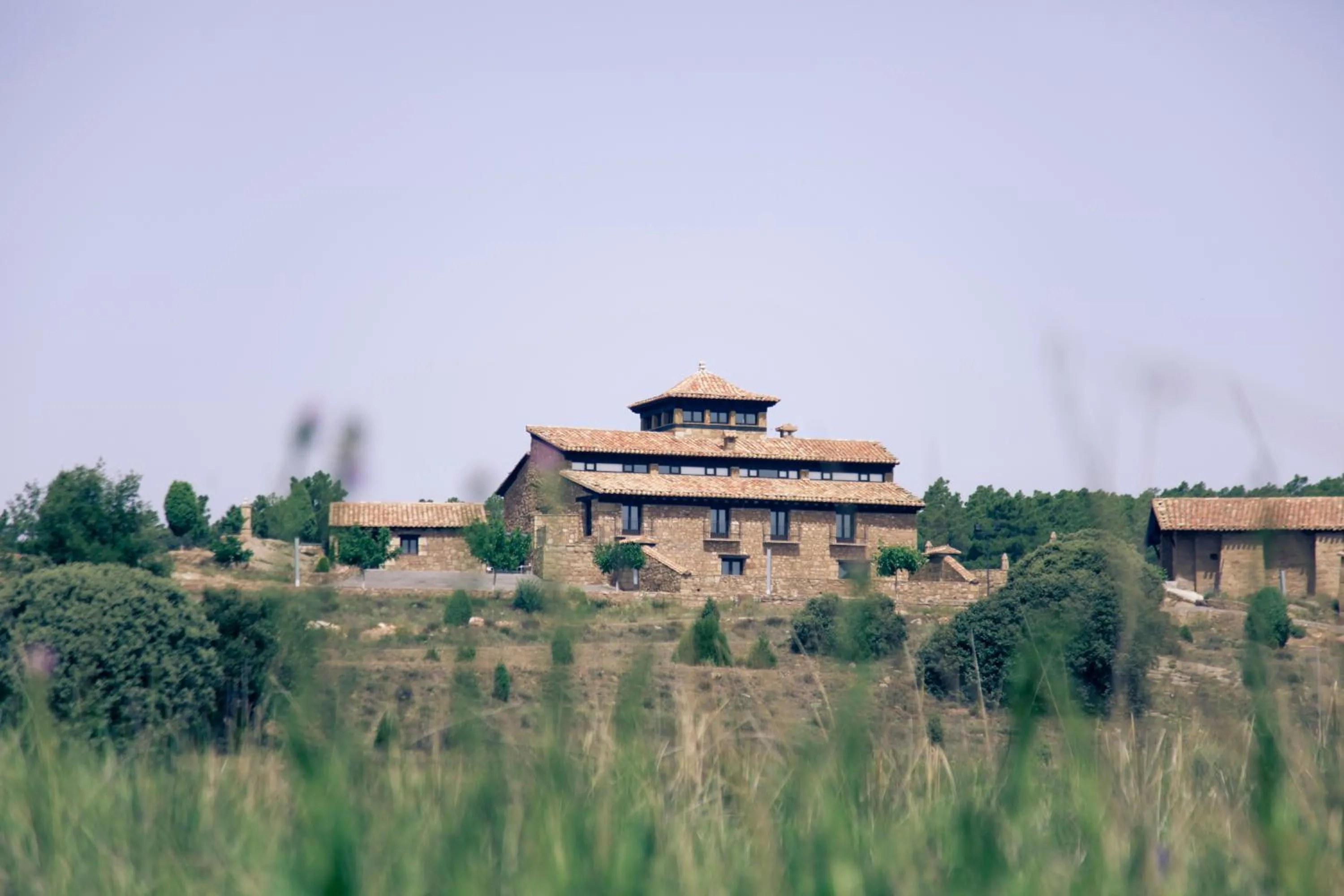 Property building in Hotel Restaurante Masía la Torre