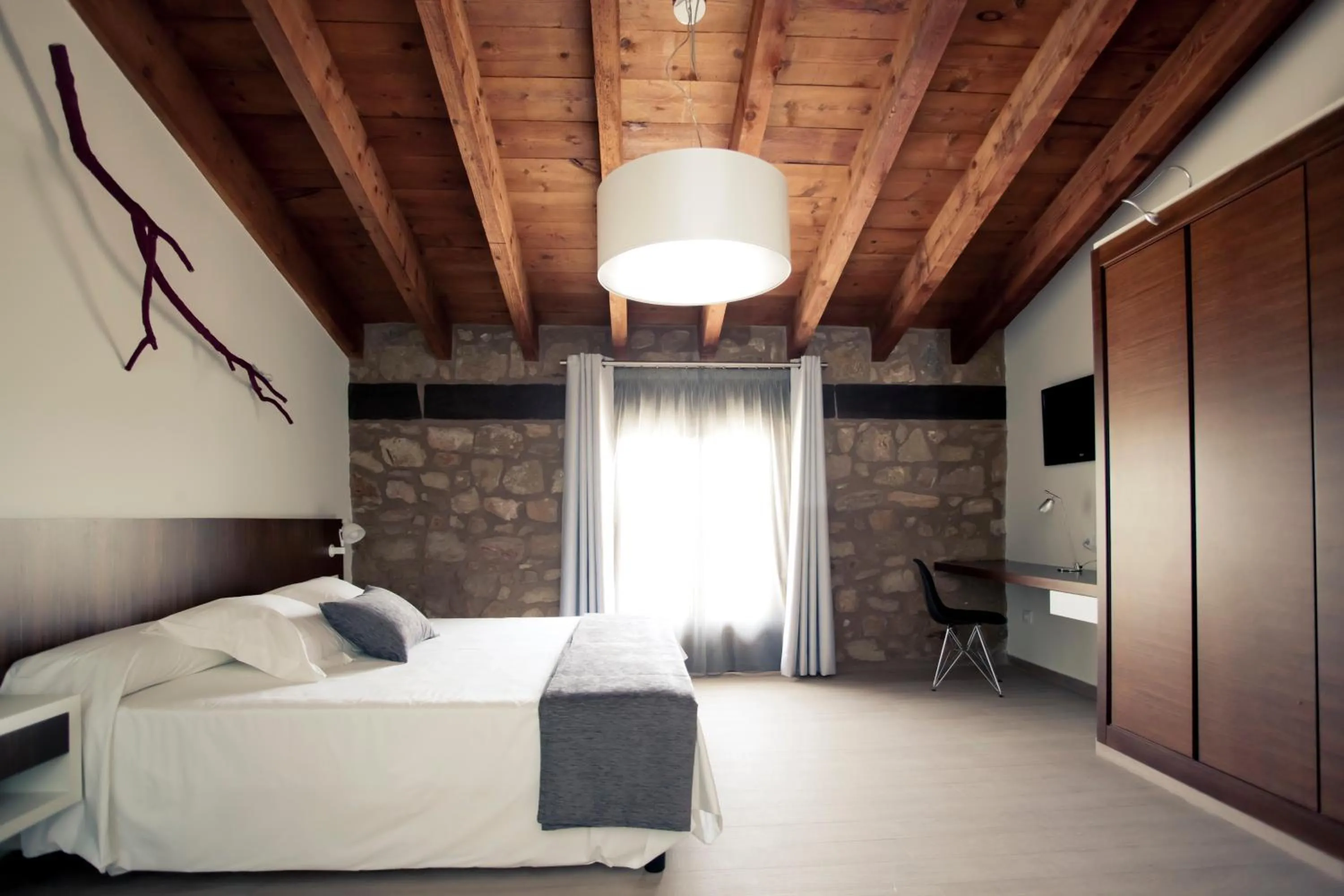 Day, Bed in Hotel Restaurante Masía la Torre