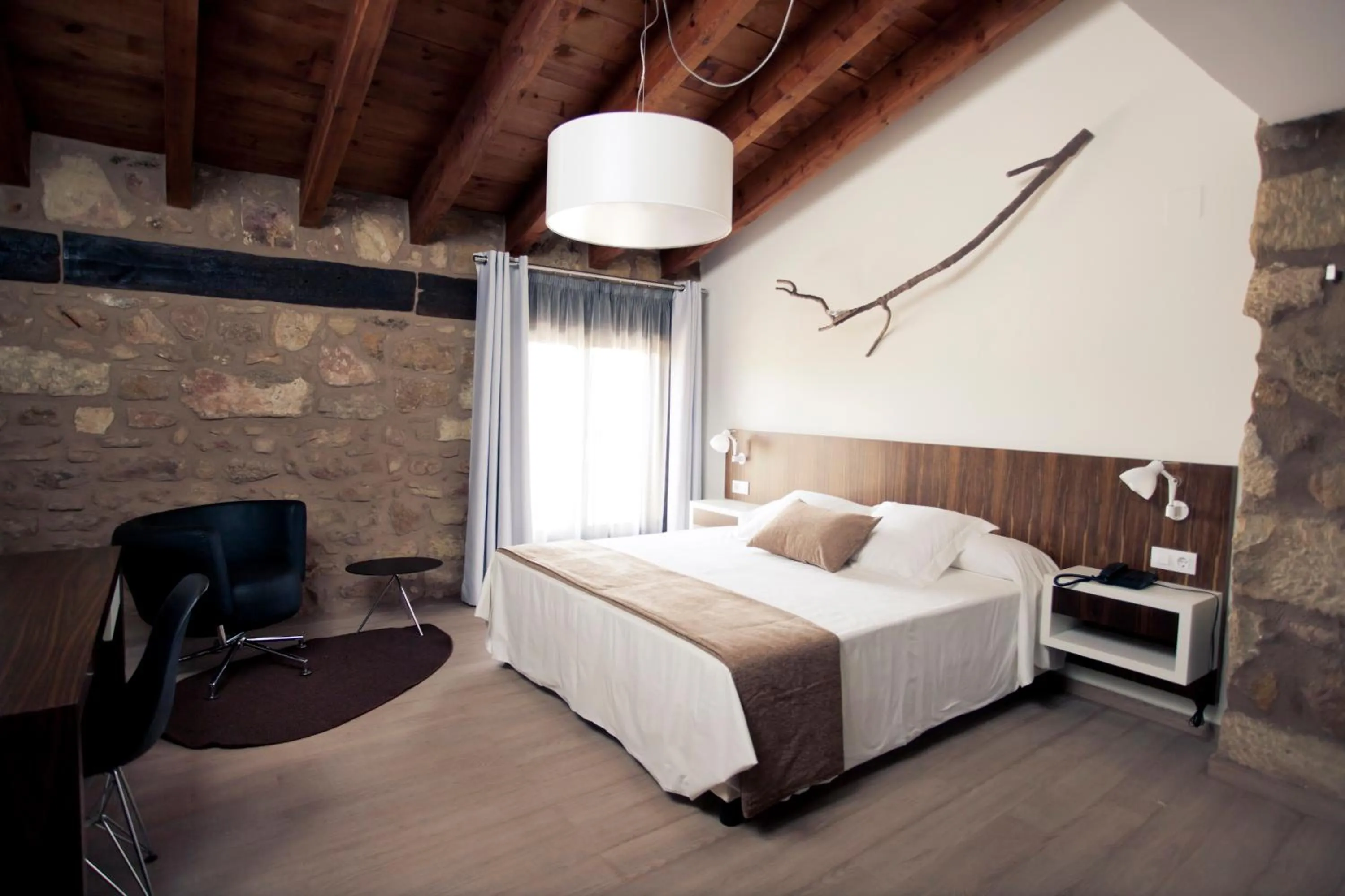 Day, Bed in Hotel Restaurante Masía la Torre