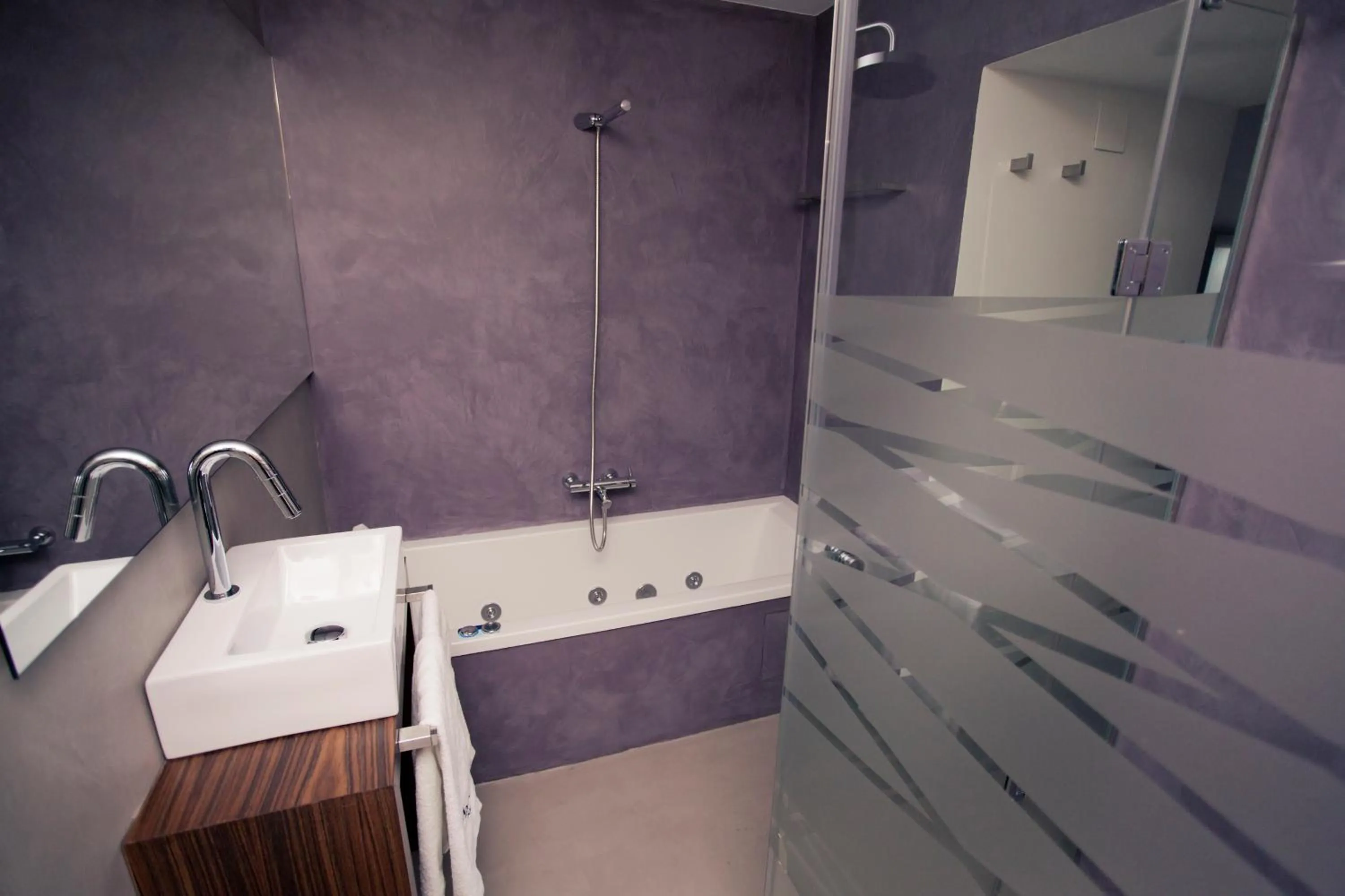 Bathroom in Hotel Restaurante Masía la Torre