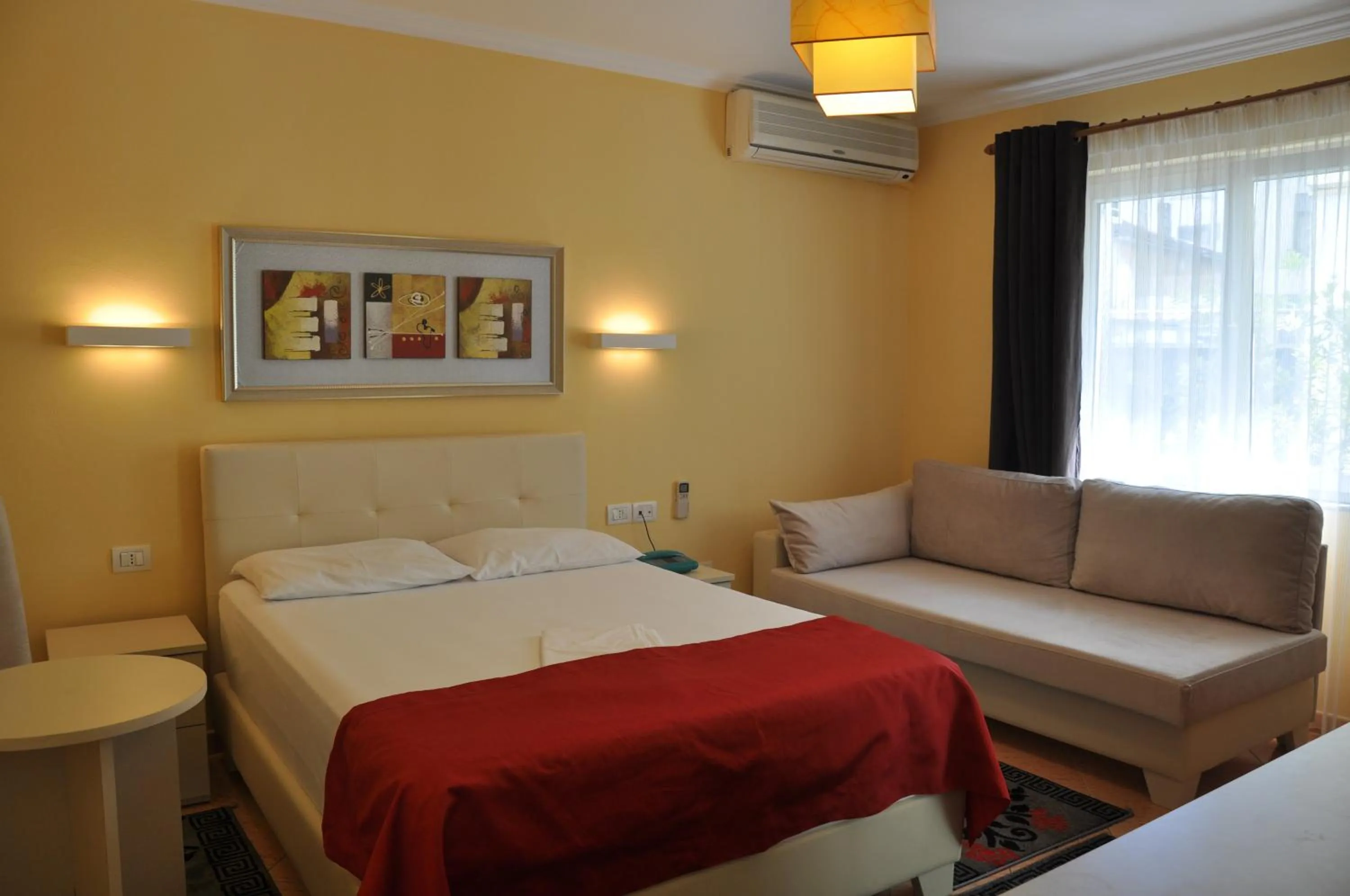 Bedroom, Bed in Hotel Pik Loti