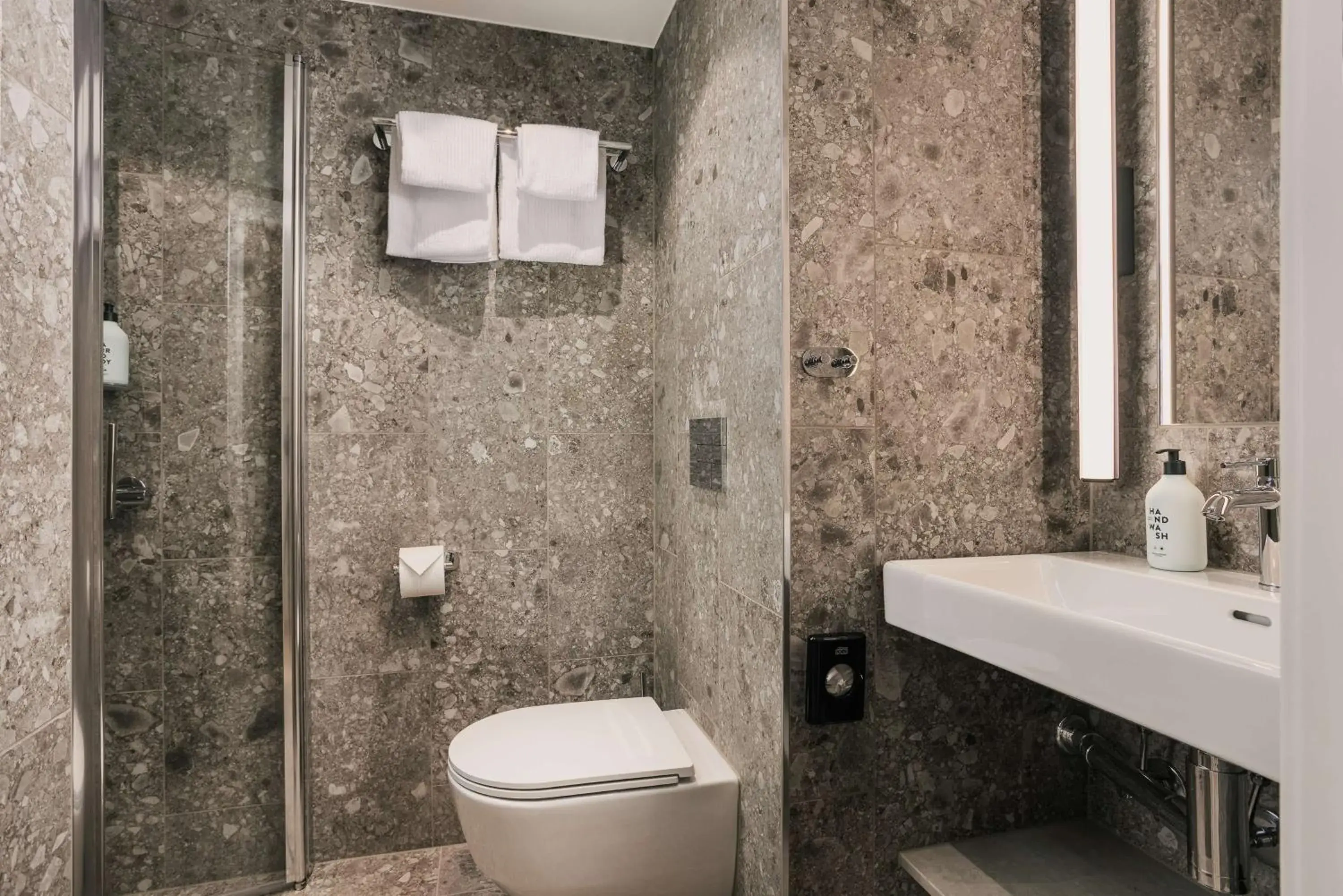 Bathroom in Scandic Gardermoen Bathroom in Scandic Gardermoen