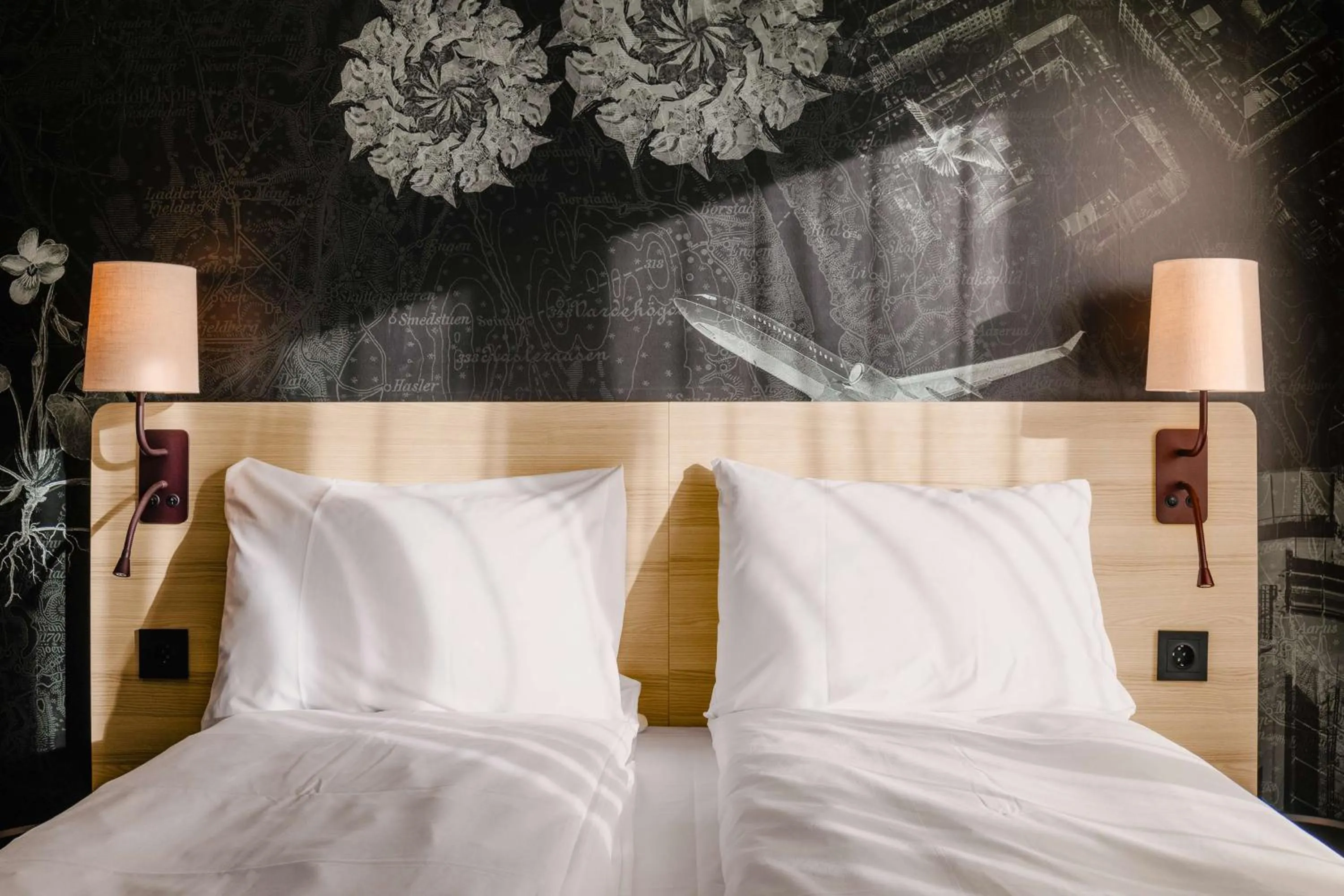 Bedroom, Bed in Scandic Gardermoen