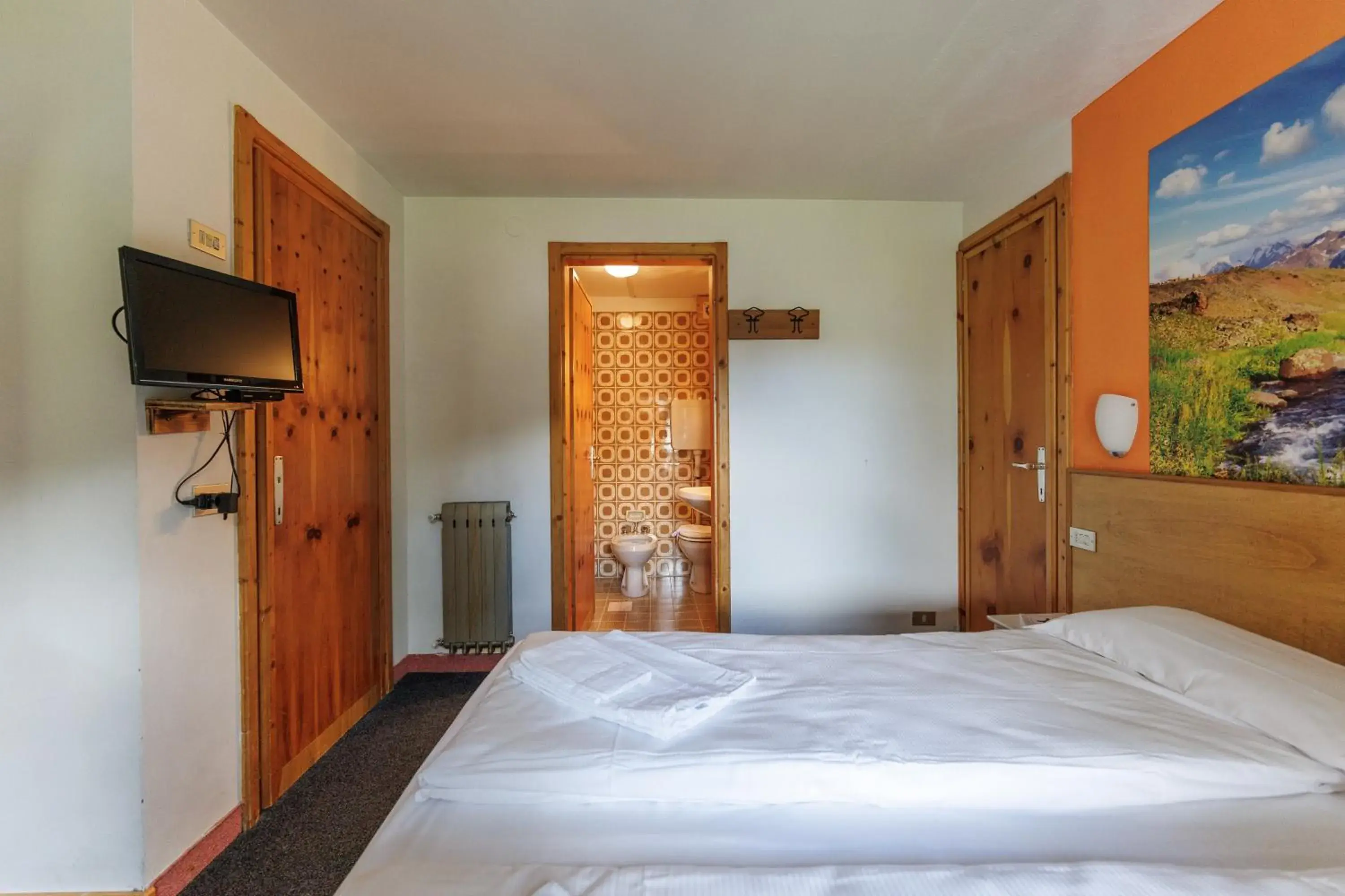 Two Connecting Rooms with Balcony in Hotel Teola Two Connecting Rooms with Balcony in Hotel Teola