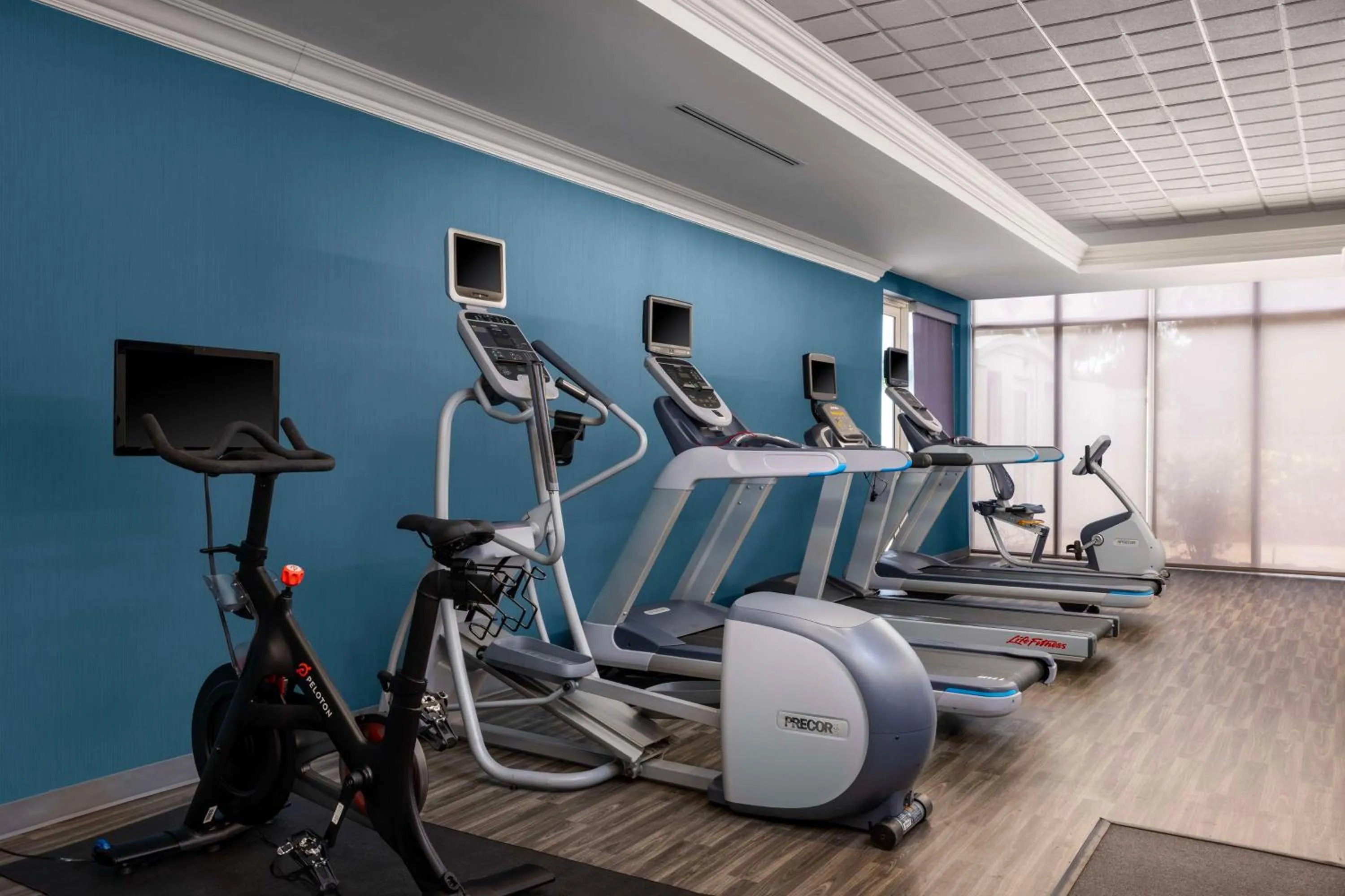 Fitness centre/facilities in Hampton Inn West Palm Beach Central Airport