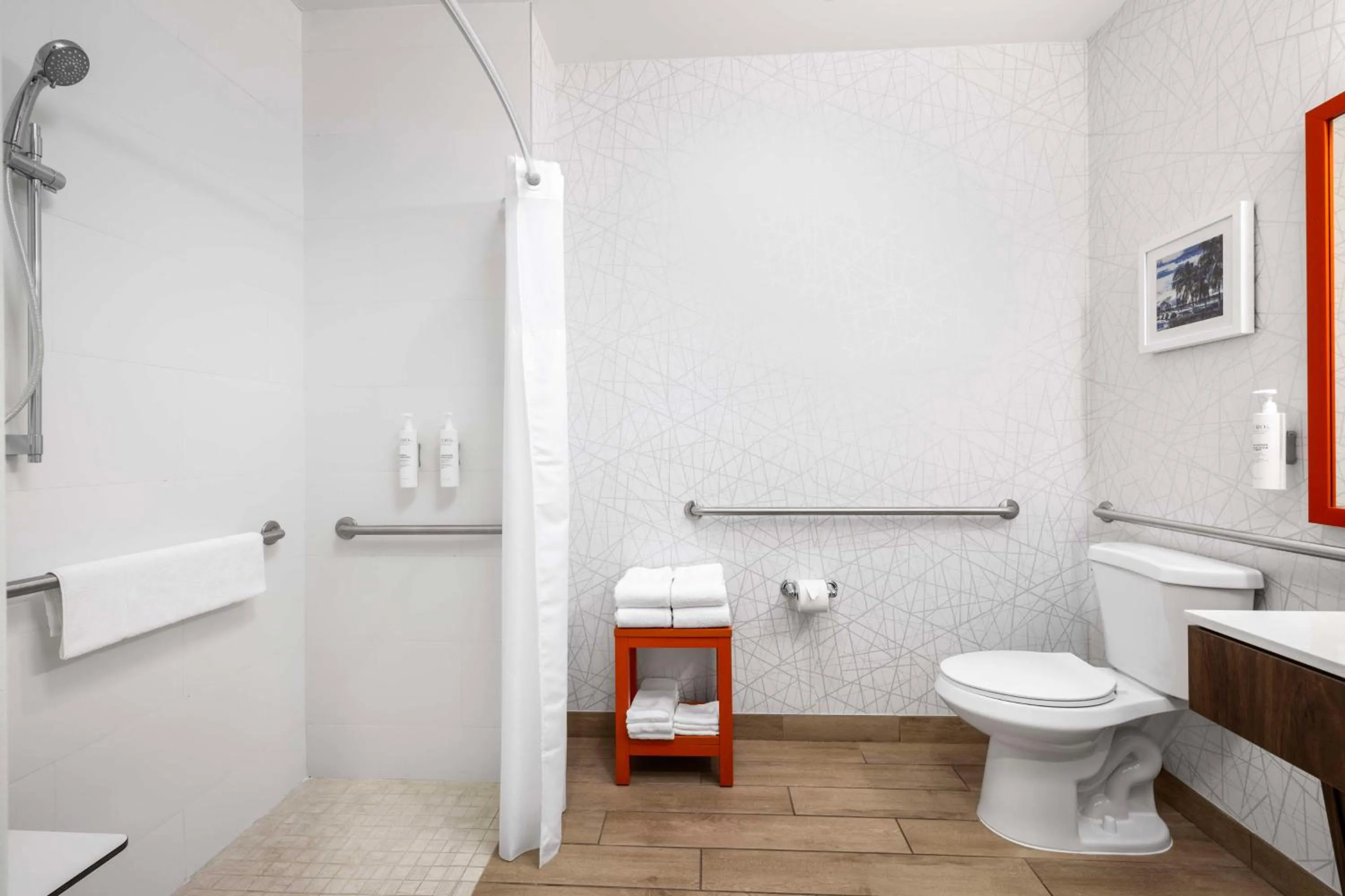 Bathroom in Hampton Inn West Palm Beach Central Airport