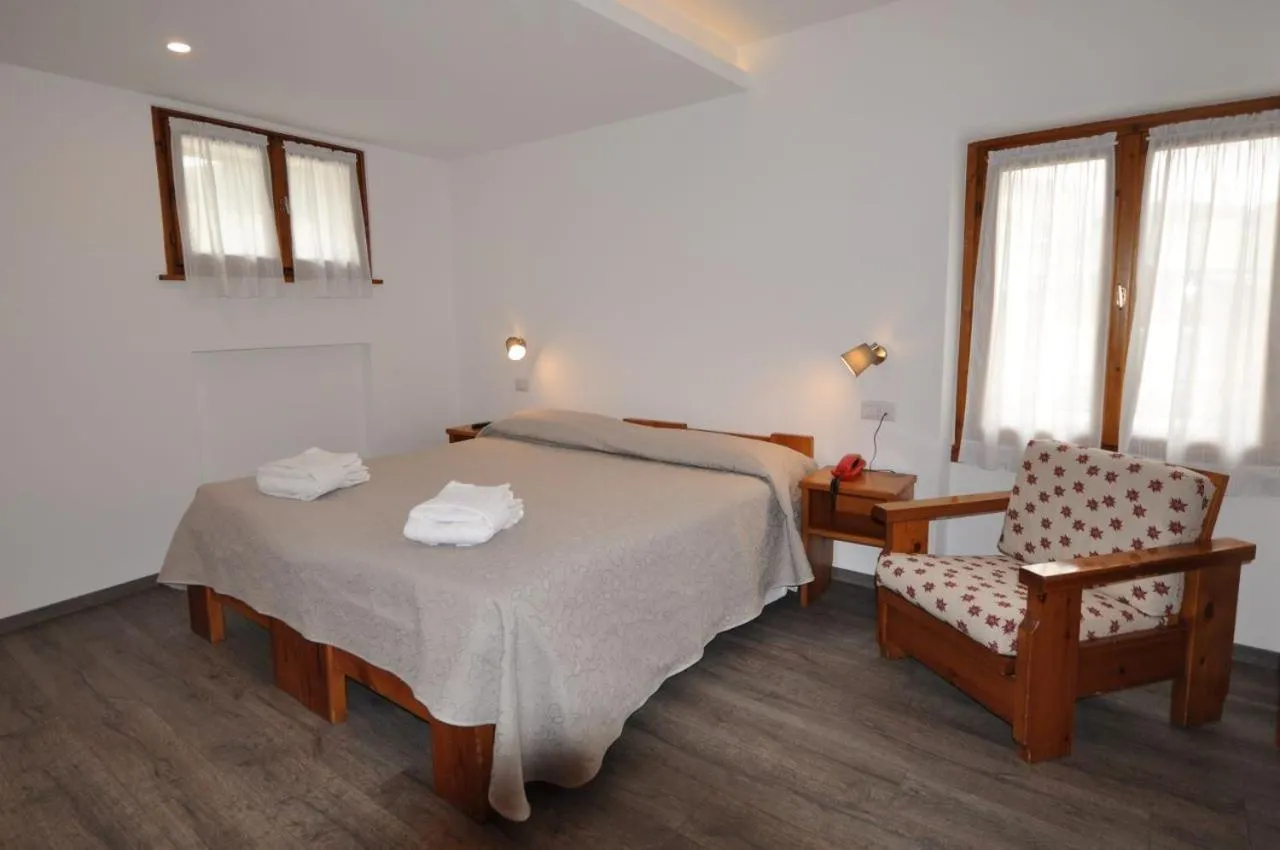 Bed in Meublé Albergo Dante