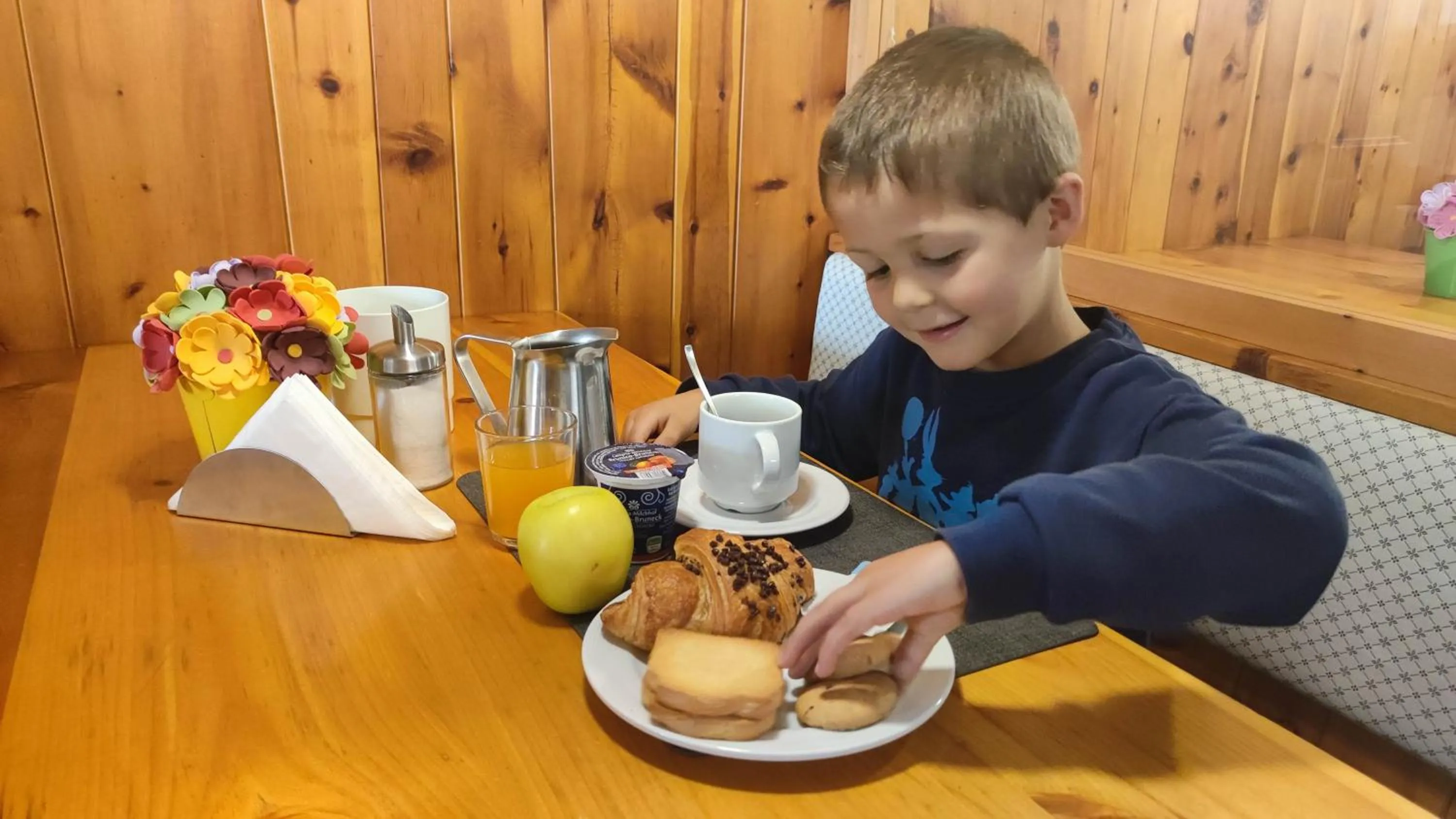Breakfast in Meublé Albergo Dante
