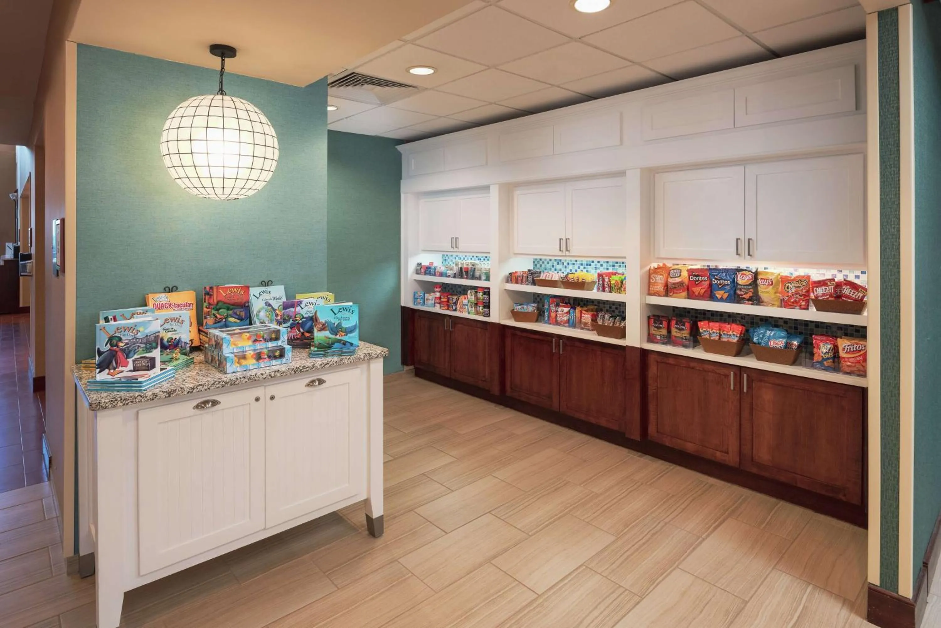 Restaurant/places to eat in Homewood Suites by Hilton Virginia Beach