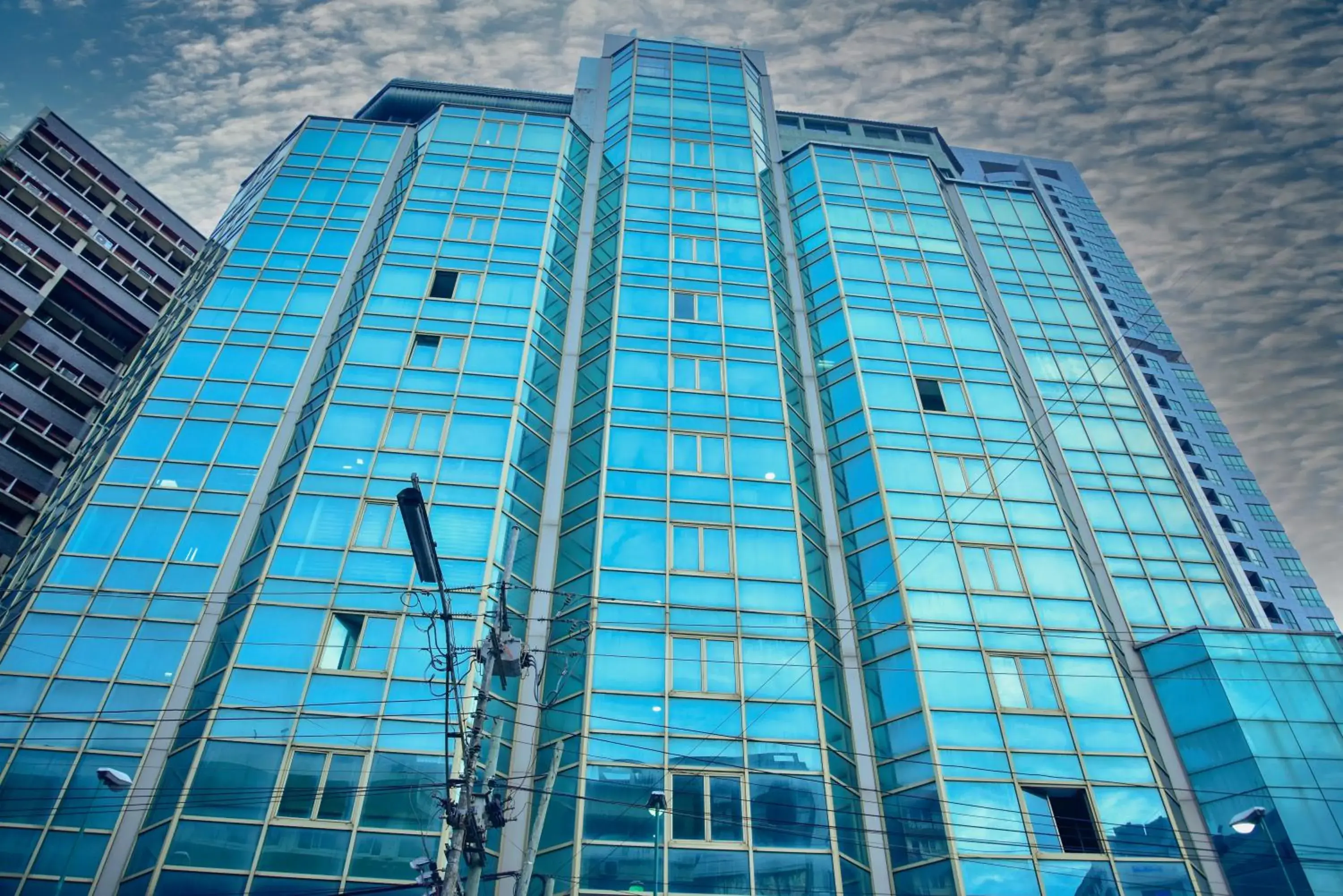 Property building in Harbour View Suites Property building in Harbour View Suites