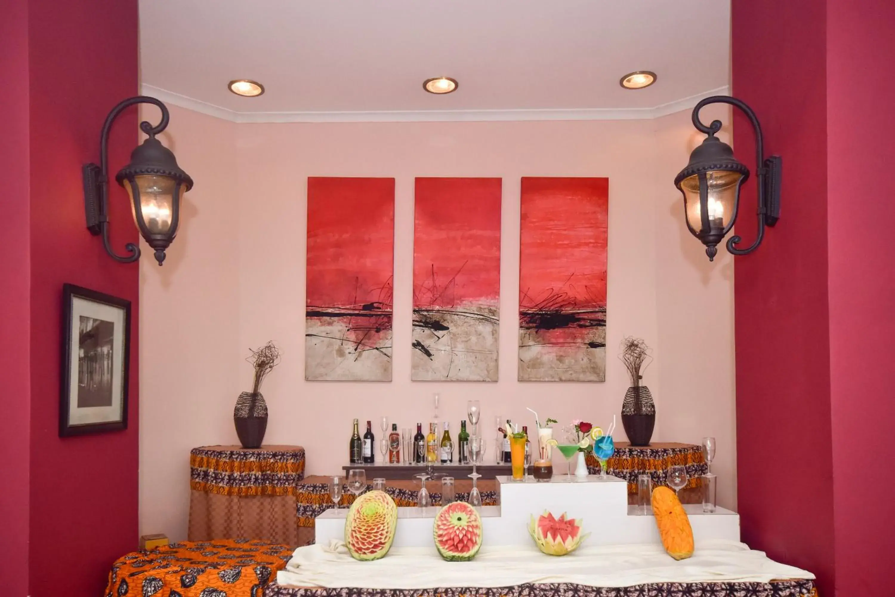 Food and drinks in Harbour View Suites Food and drinks in Harbour View Suites