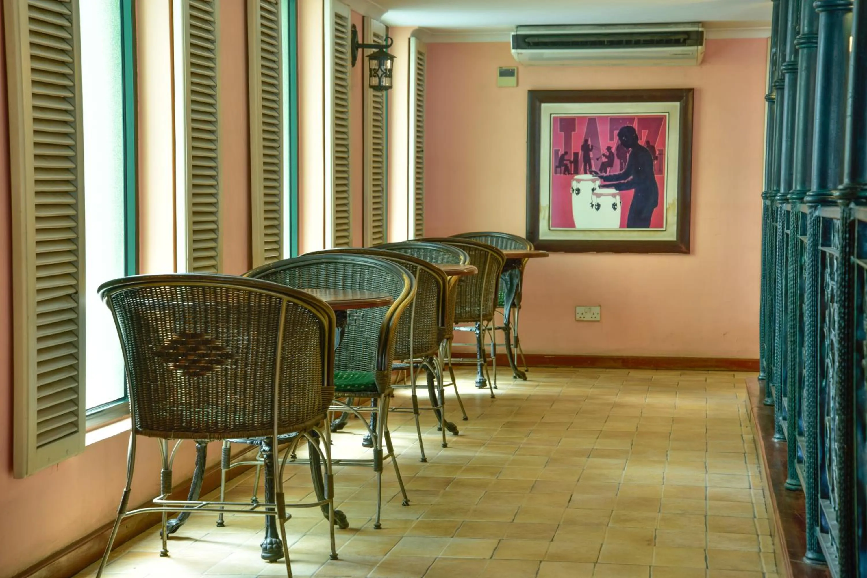 Living room in Harbour View Suites