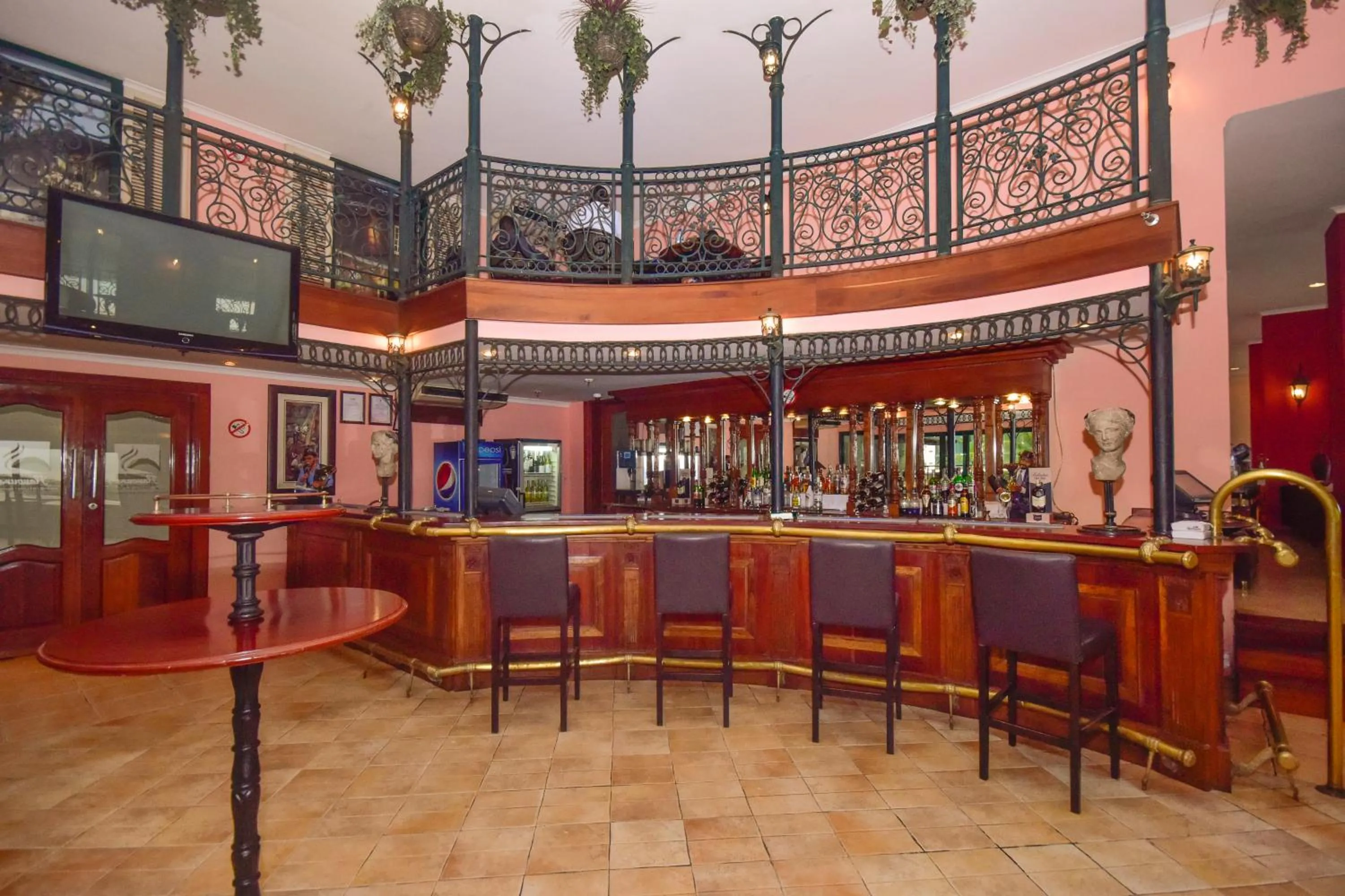 Lounge or bar in Harbour View Suites