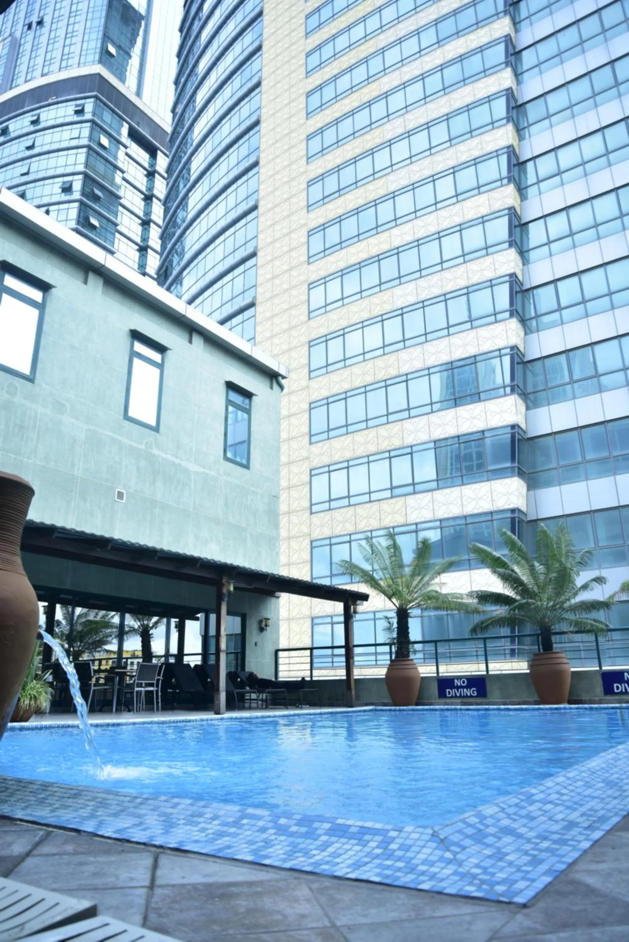 Swimming pool in Harbour View Suites