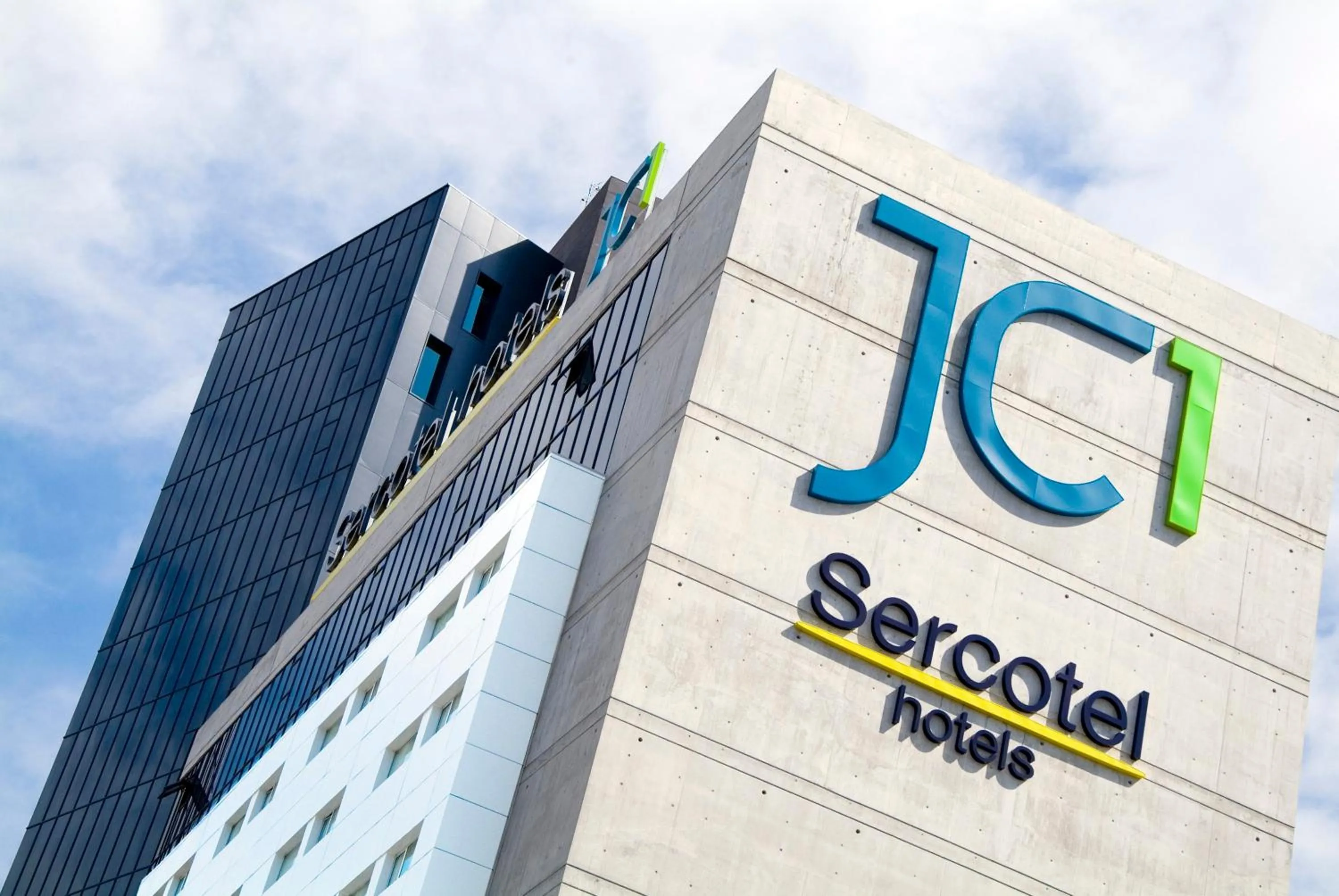 Facade/entrance in Sercotel JC1 Murcia