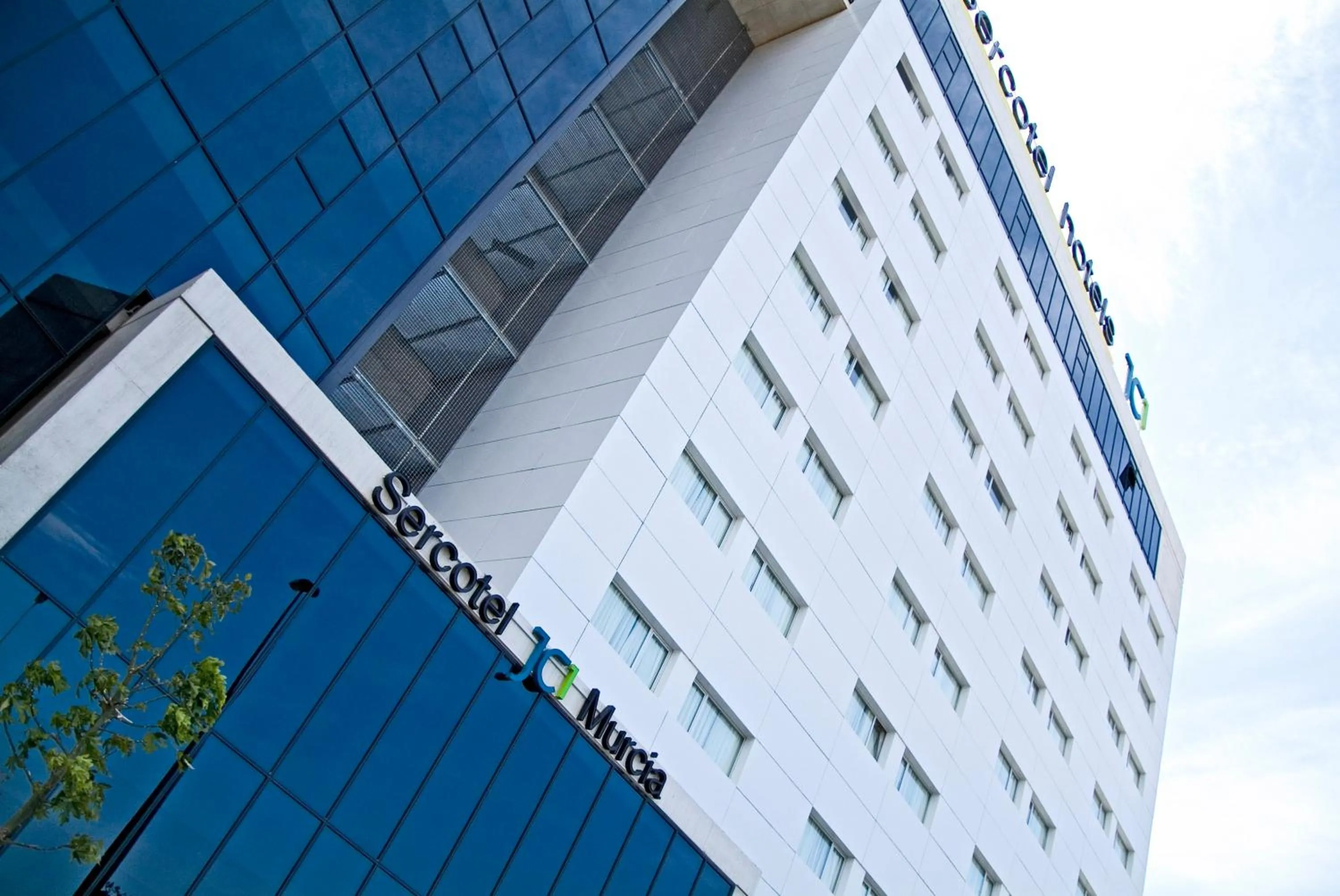 Facade/entrance in Sercotel JC1 Murcia