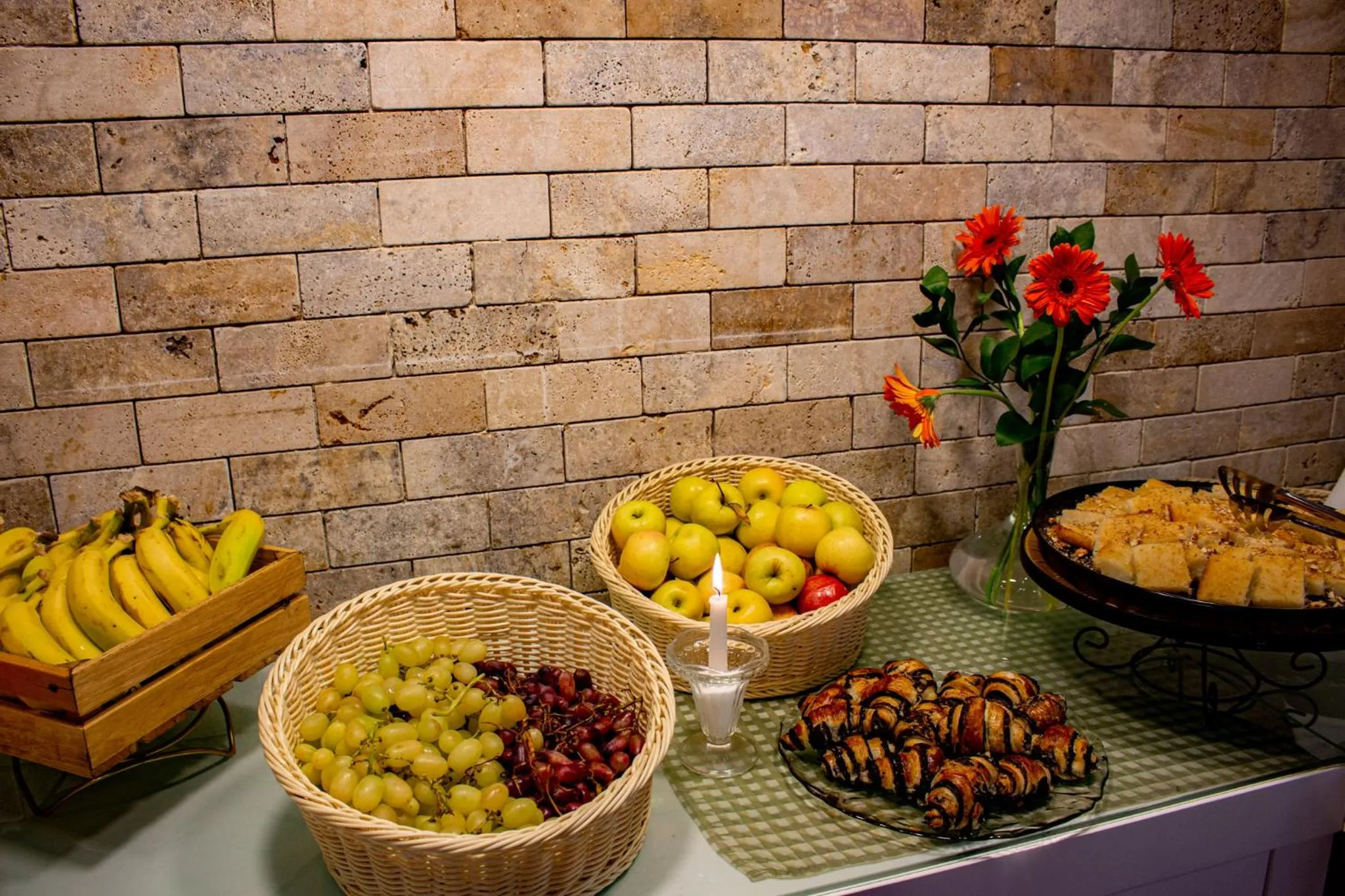 Dinner in Golden Walls Hotel