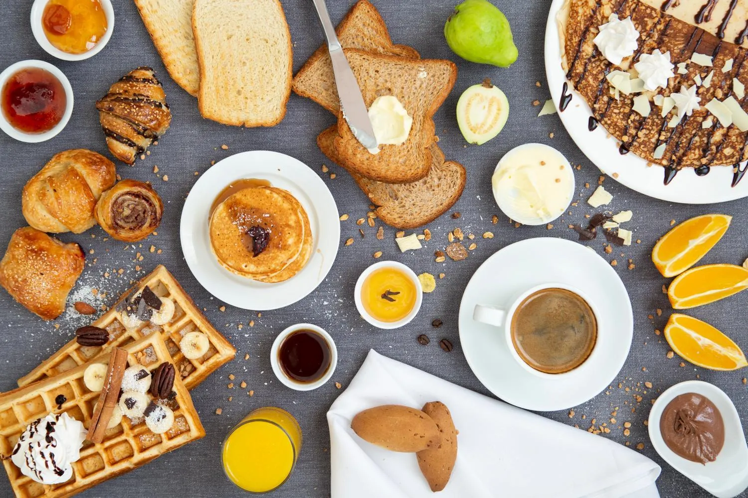 Breakfast in Golden Walls Hotel