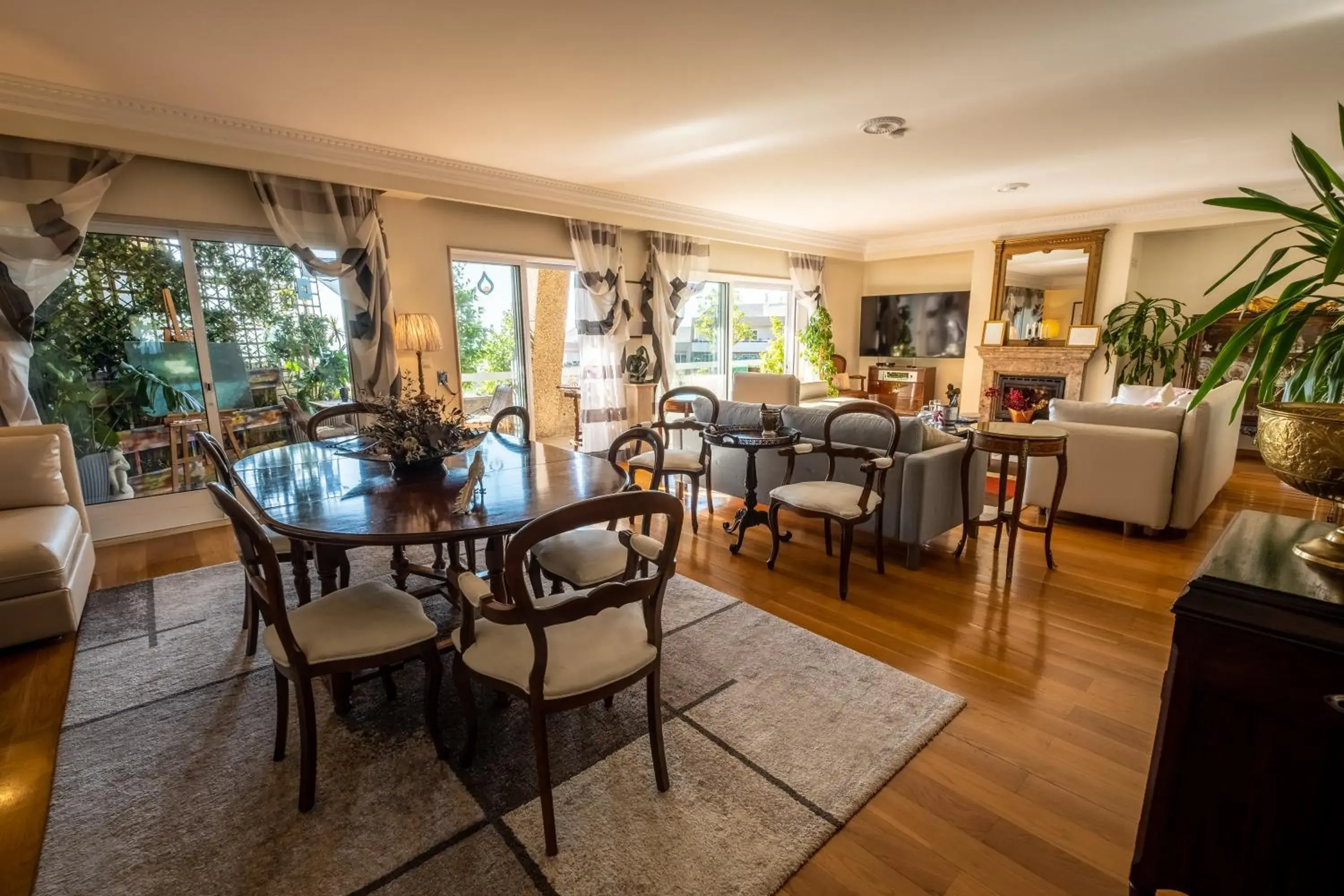 Exclusive Luxury4you – Beachfront Boutique Penthouse Apt! Exclusive Luxury4you – Beachfront Boutique Penthouse Apt!