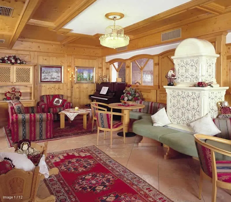 Communal lounge/ TV room in Residence Taufer