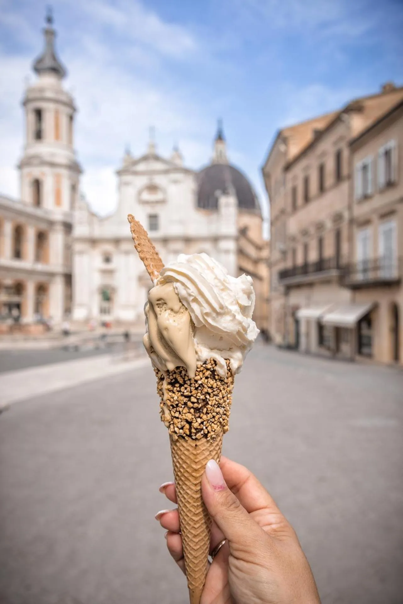 Nearby landmark in ilmareinmezzo