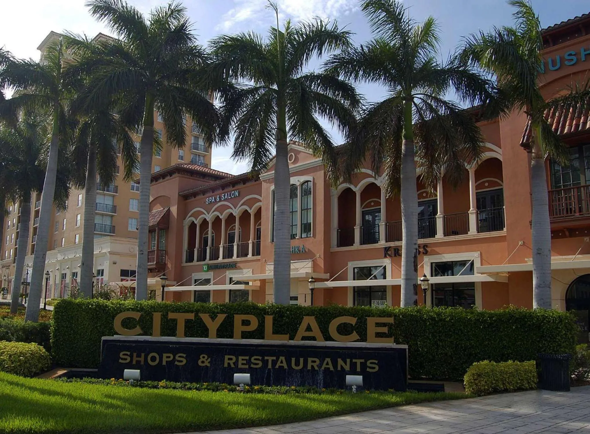 Property building in Hilton Palm Beach PBI