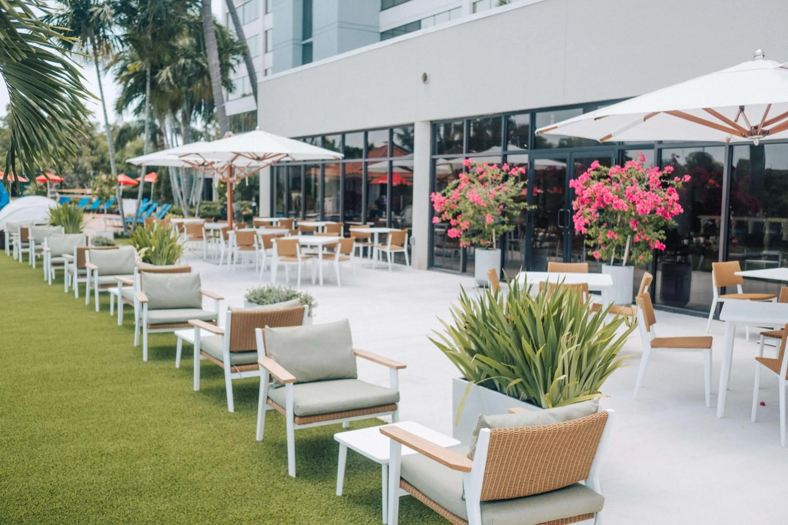 Patio in Hilton Palm Beach PBI