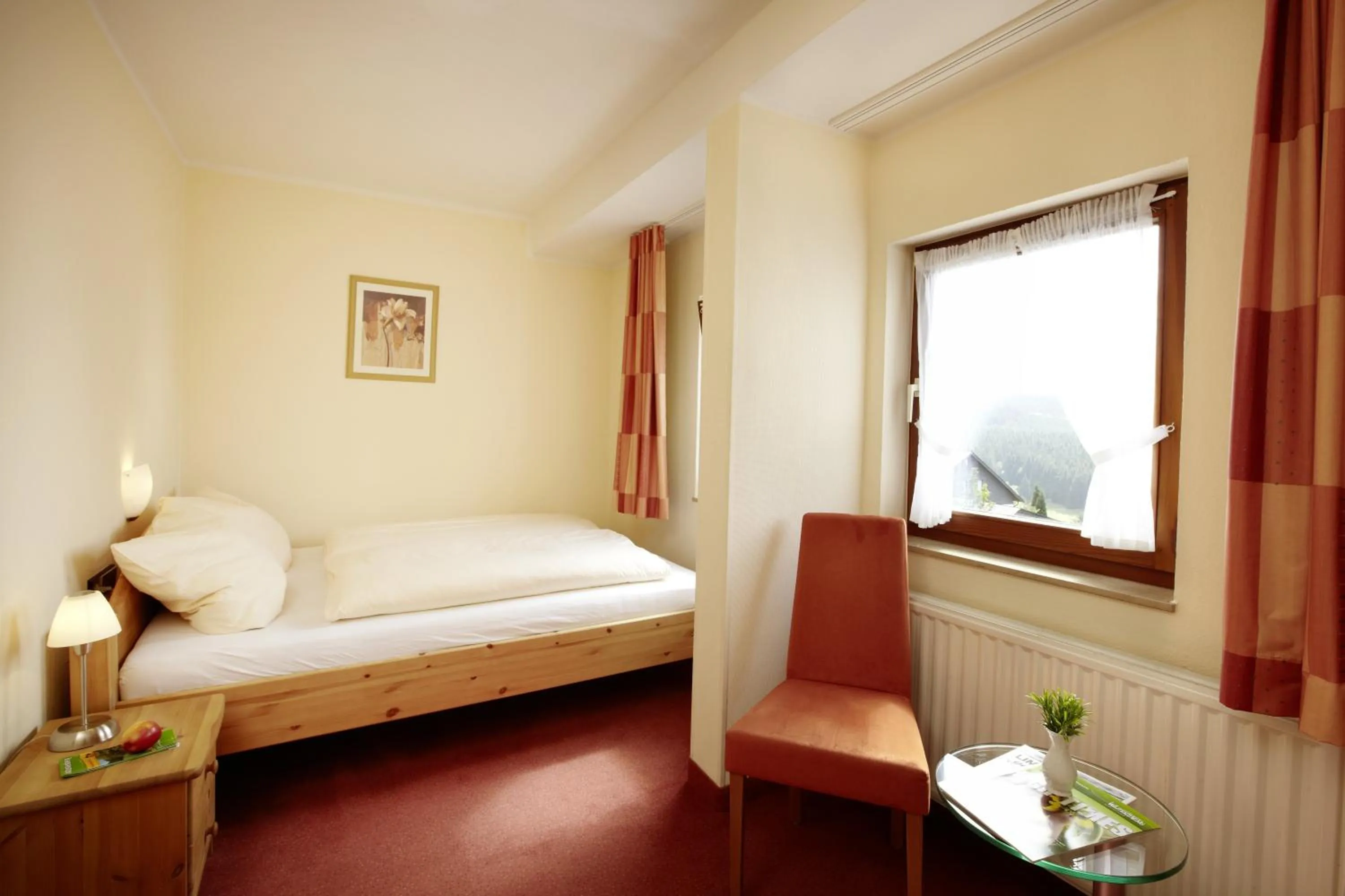 Bedroom, Bed in Hotel Altastenberg