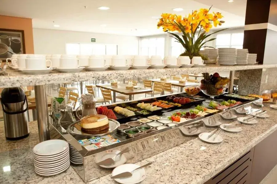 Restaurant/places to eat in Serras Hotel Restaurant/places to eat in Serras Hotel