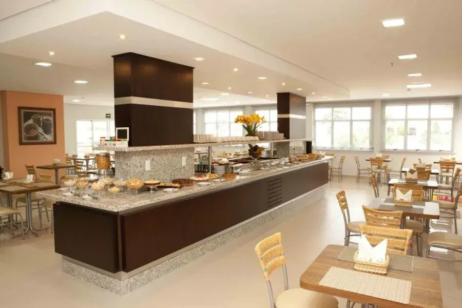 Restaurant/places to eat in Serras Hotel Restaurant/places to eat in Serras Hotel