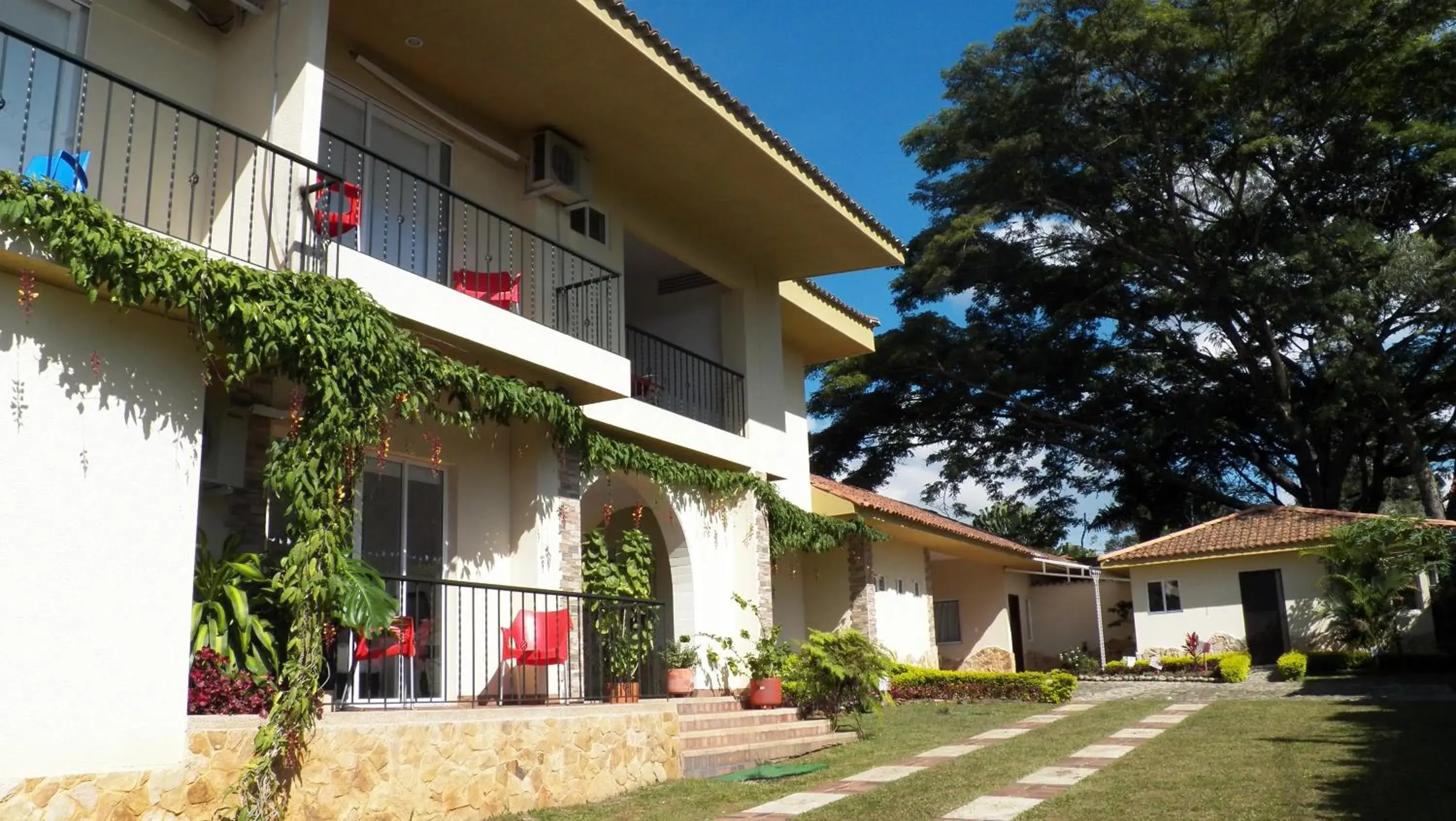 Facade/entrance in Hotel Campestre Santa Monica Pance Facade/entrance in Hotel Campestre Santa Monica Pance