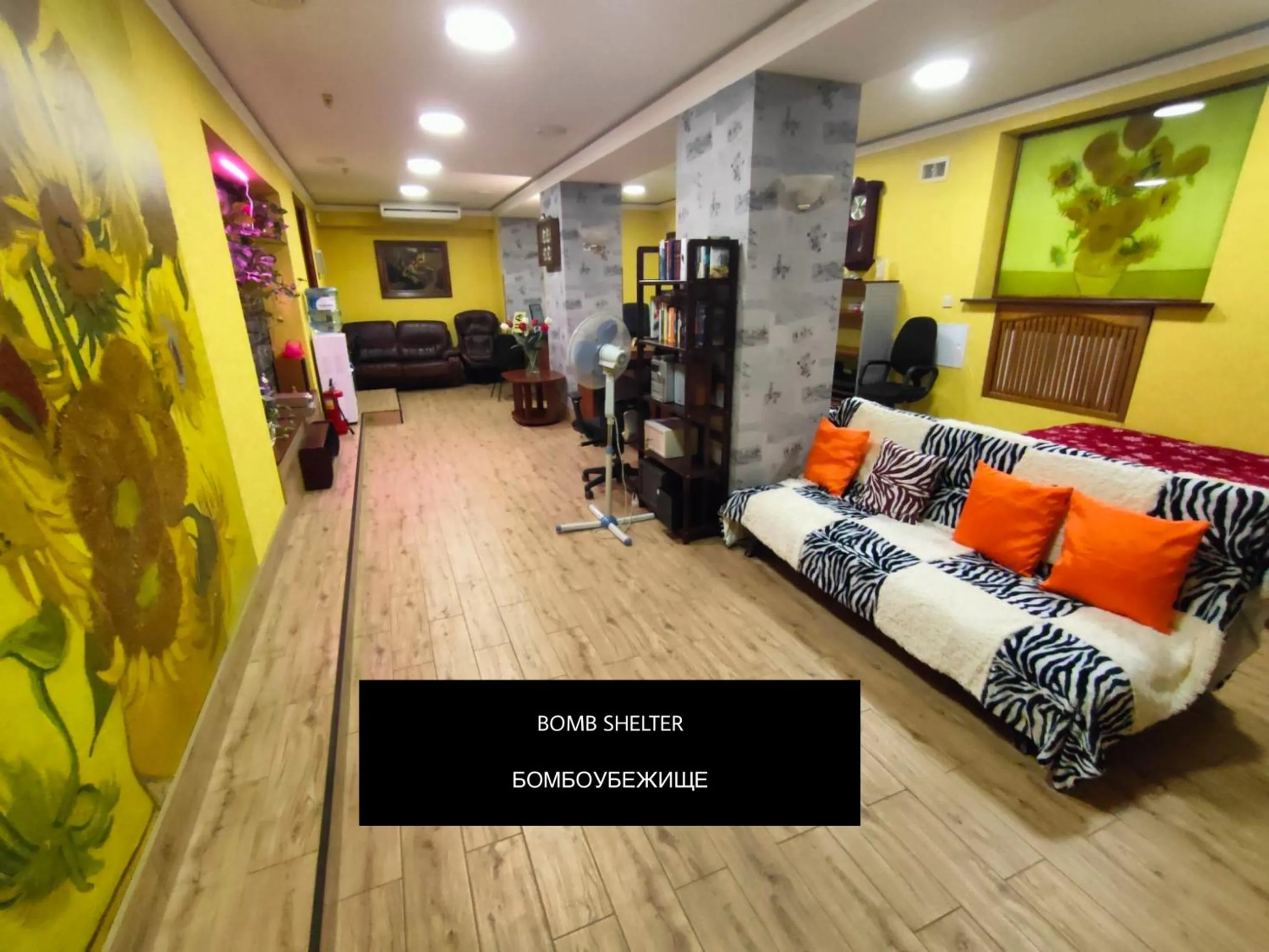 Property building in Khreschatyk Suites