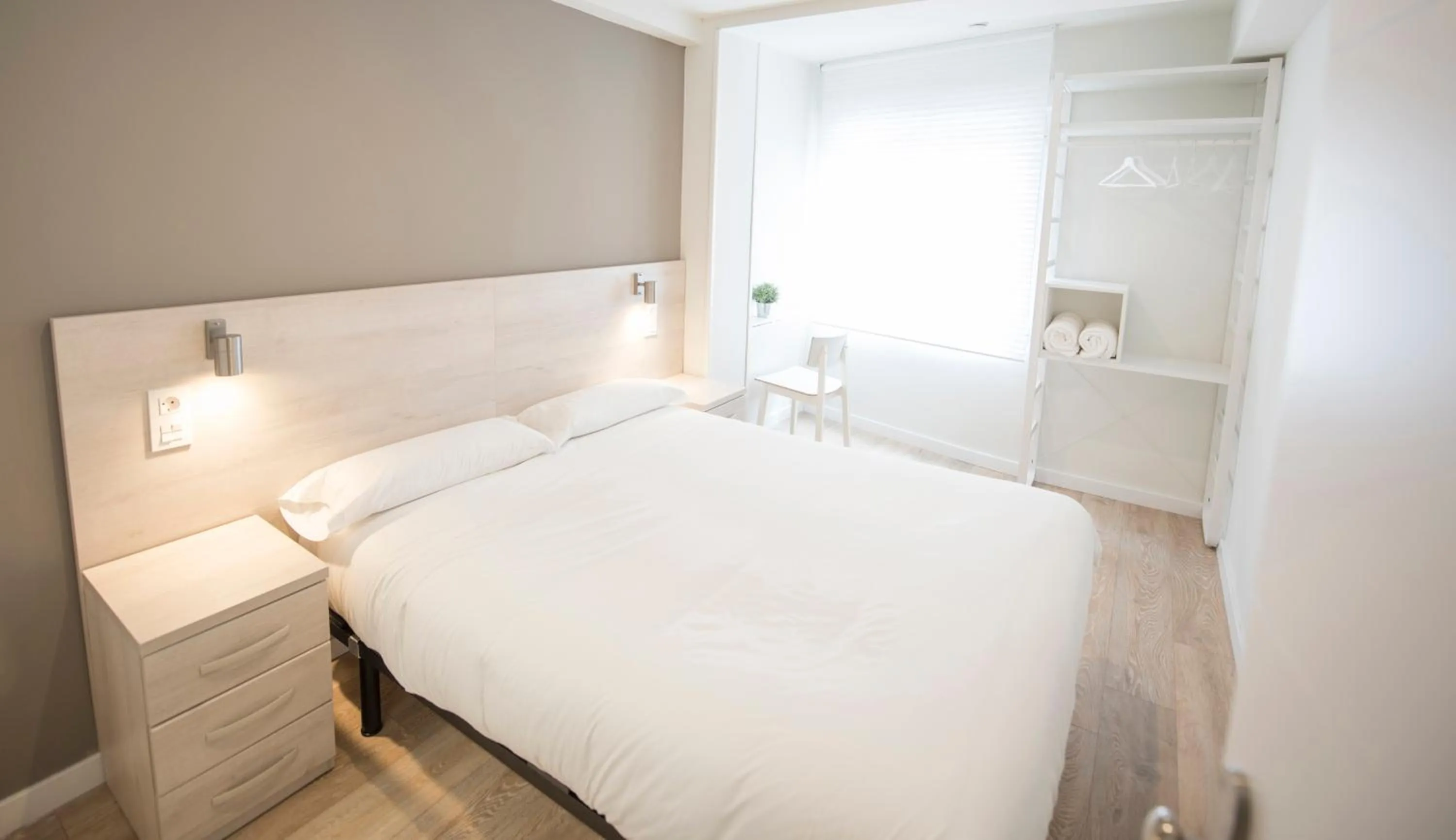 Photo of the whole room, Bed in Happy Hostal Carrales