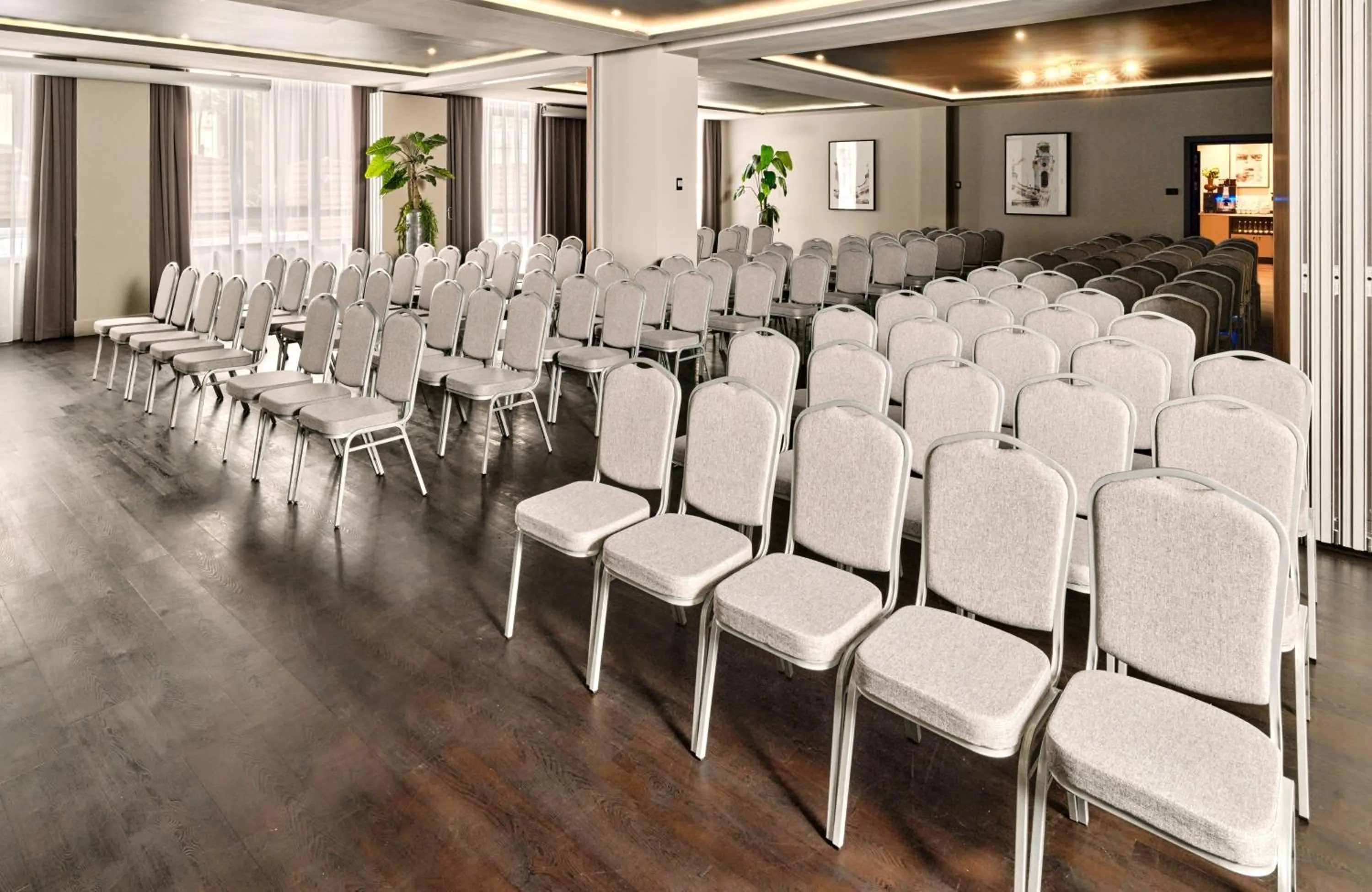 Meeting/conference room in Leonardo Royal Hotel Warsaw