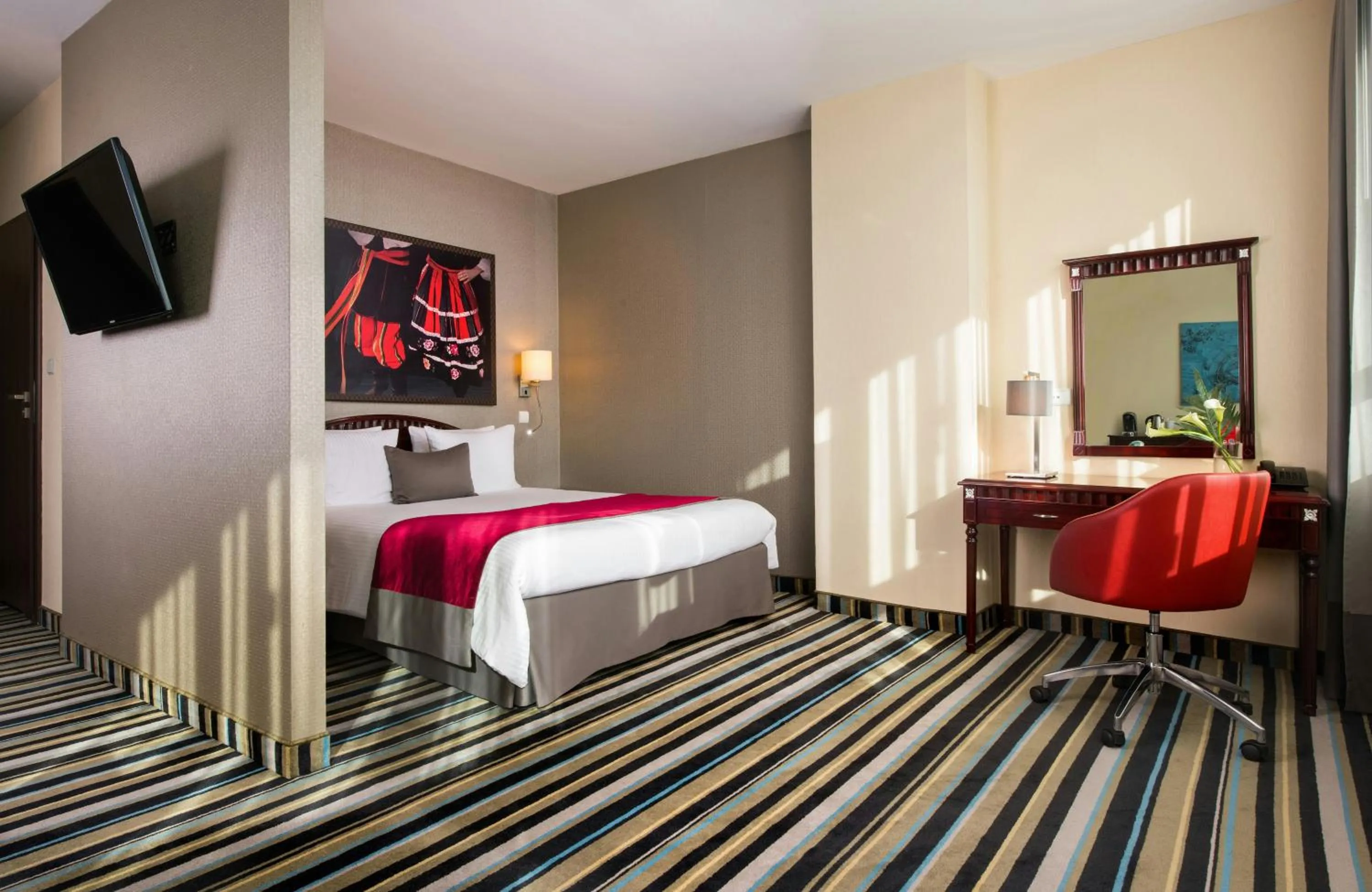 Photo of the whole room, Bed in Leonardo Royal Hotel Warsaw