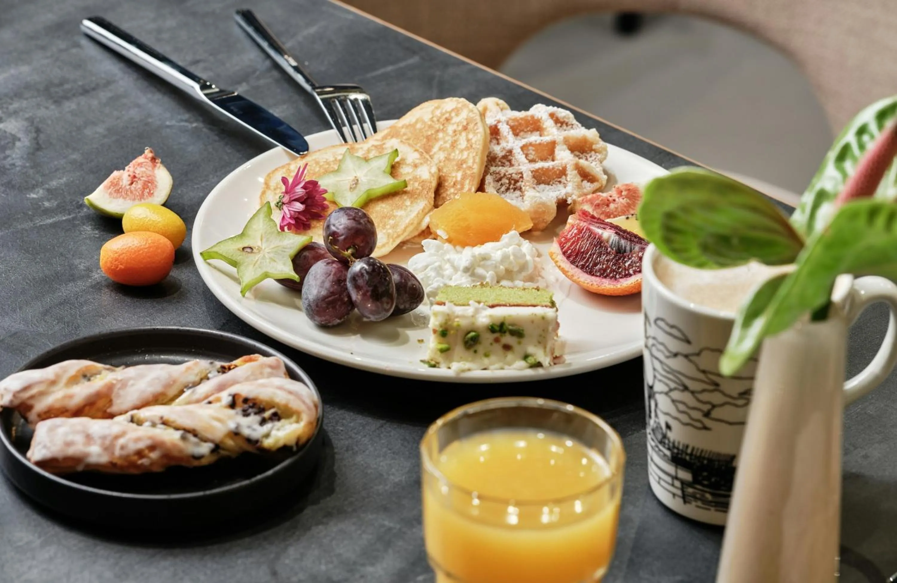 Breakfast in Leonardo Royal Hotel Warsaw