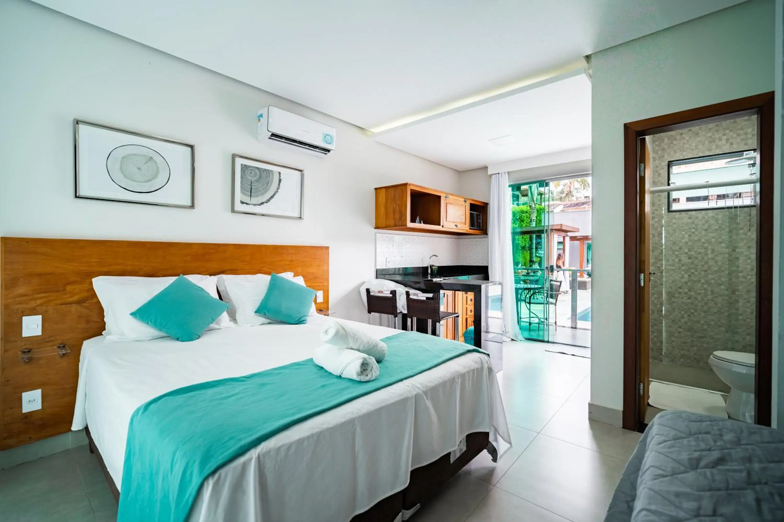 Apartment with Balcony and Kitchenette in Escarpas Eco Village Apartment with Balcony and Kitchenette in Escarpas Eco Village